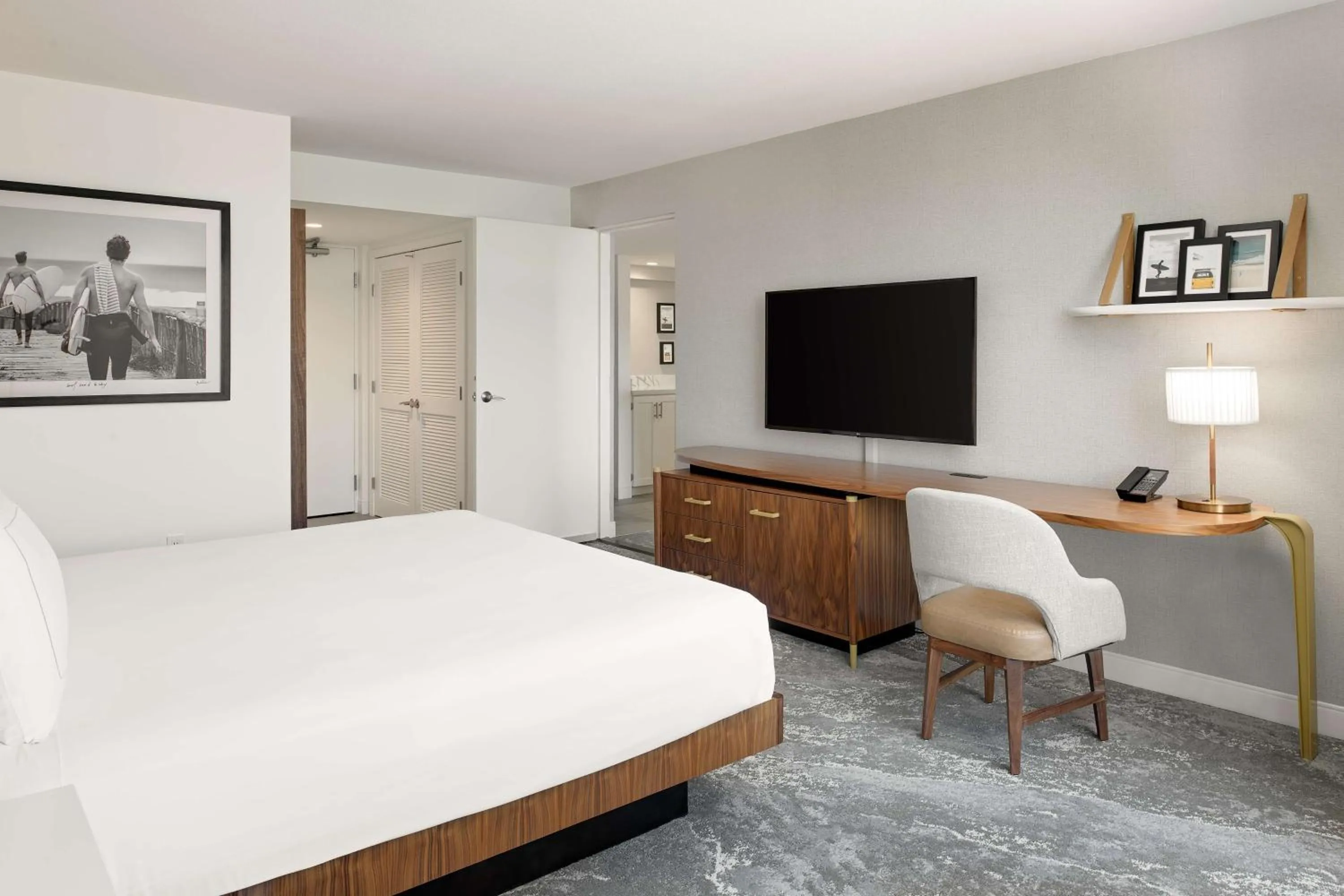 Bedroom, Bed in Hilton Los Angeles-Culver City, CA