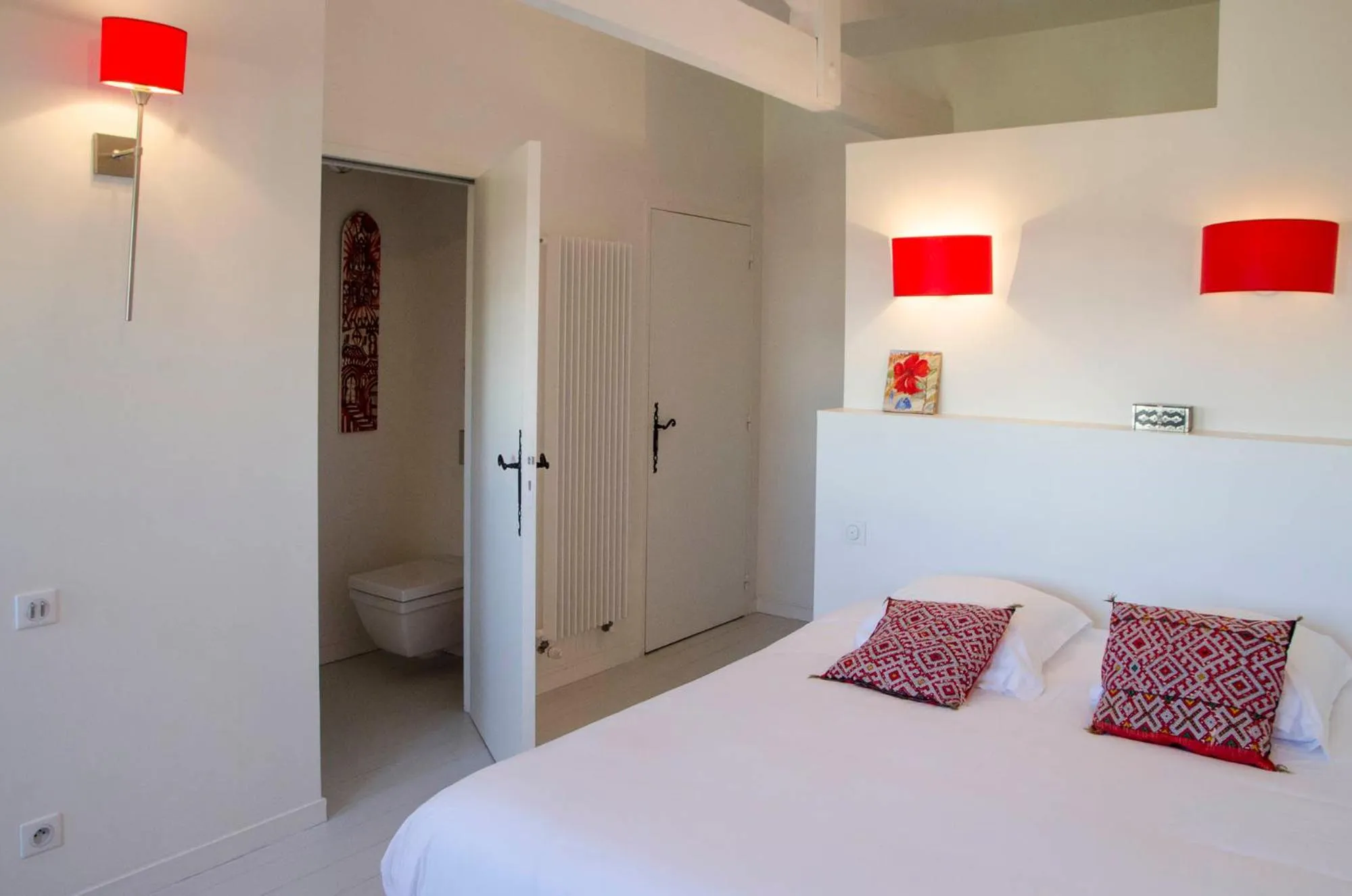 Bed in La Ferrade Chambres d'Hôtes B&B