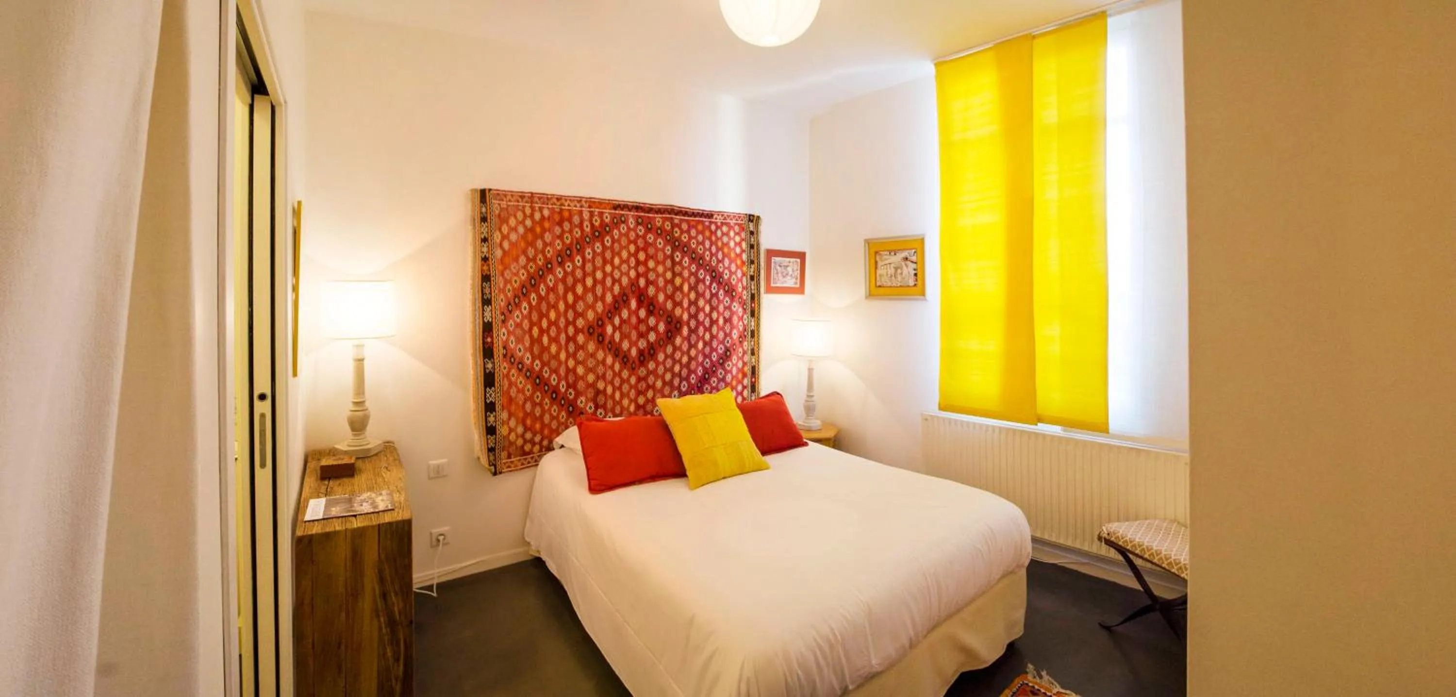 Bedroom, Bed in La Ferrade Chambres d'Hôtes B&B