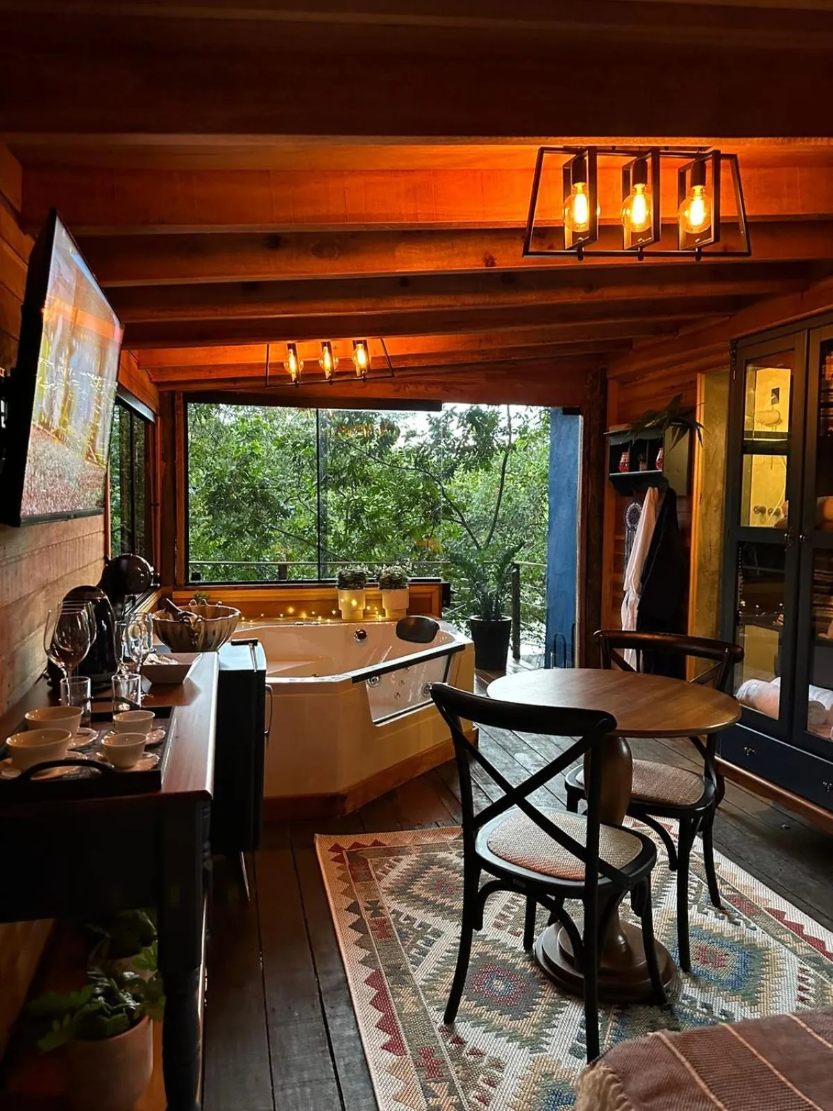 TV and multimedia in Pousada Santa Thereza