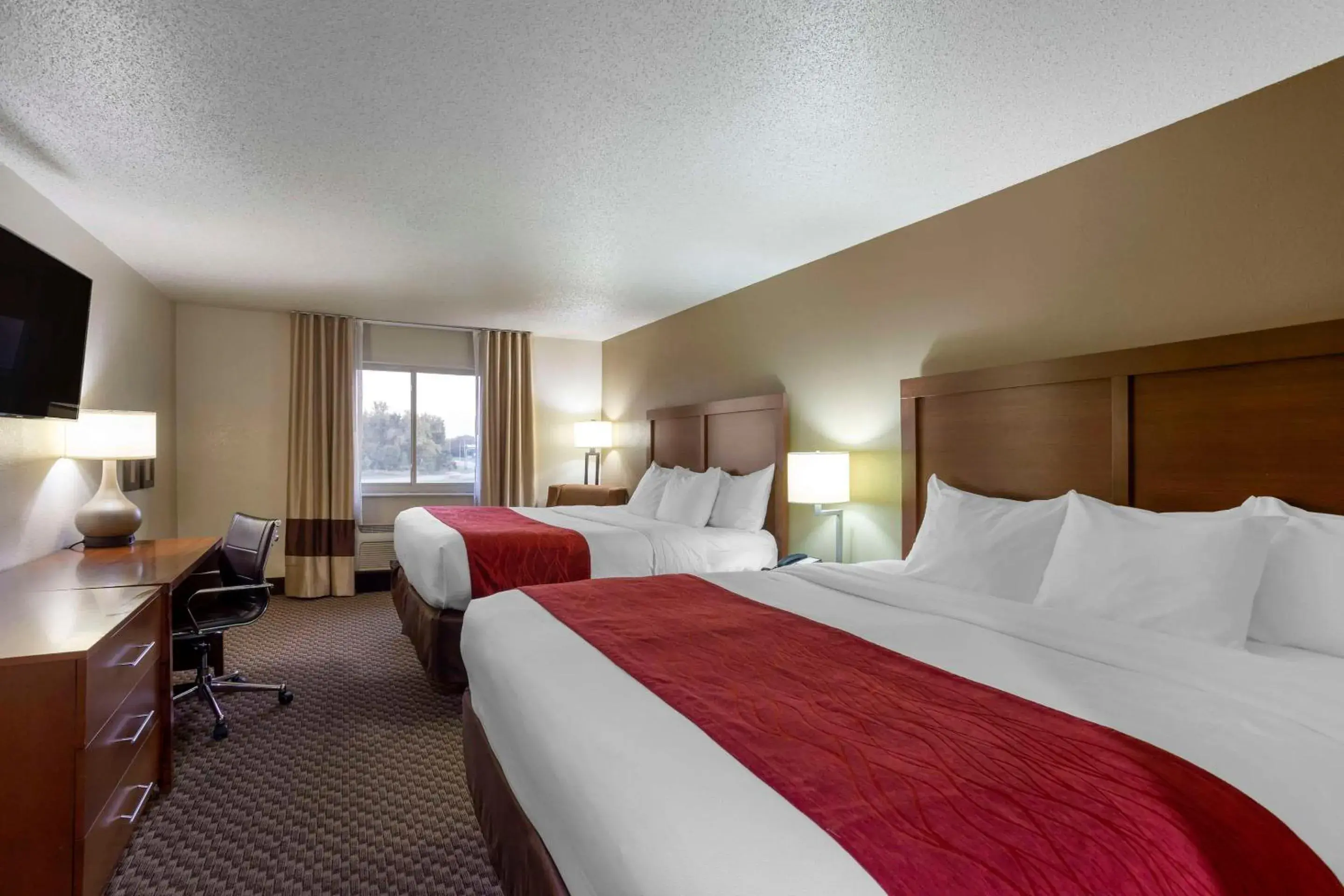 King Room with Two King Beds - Non-Smoking in Comfort Inn Hobart-Merrillville I-65 King Room with Two King Beds - Non-Smoking in Comfort Inn Hobart-Merrillville I-65