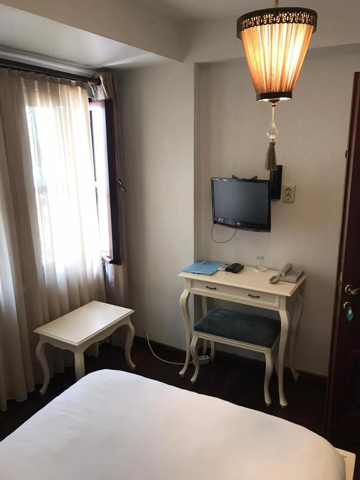 Bed in Ferahi Evler Ayvalık