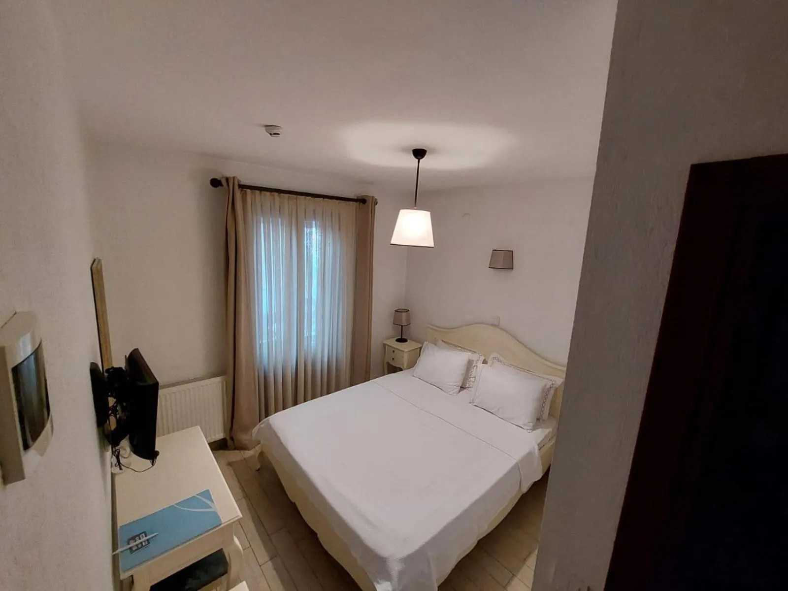 Bed in Ferahi Evler Ayvalık