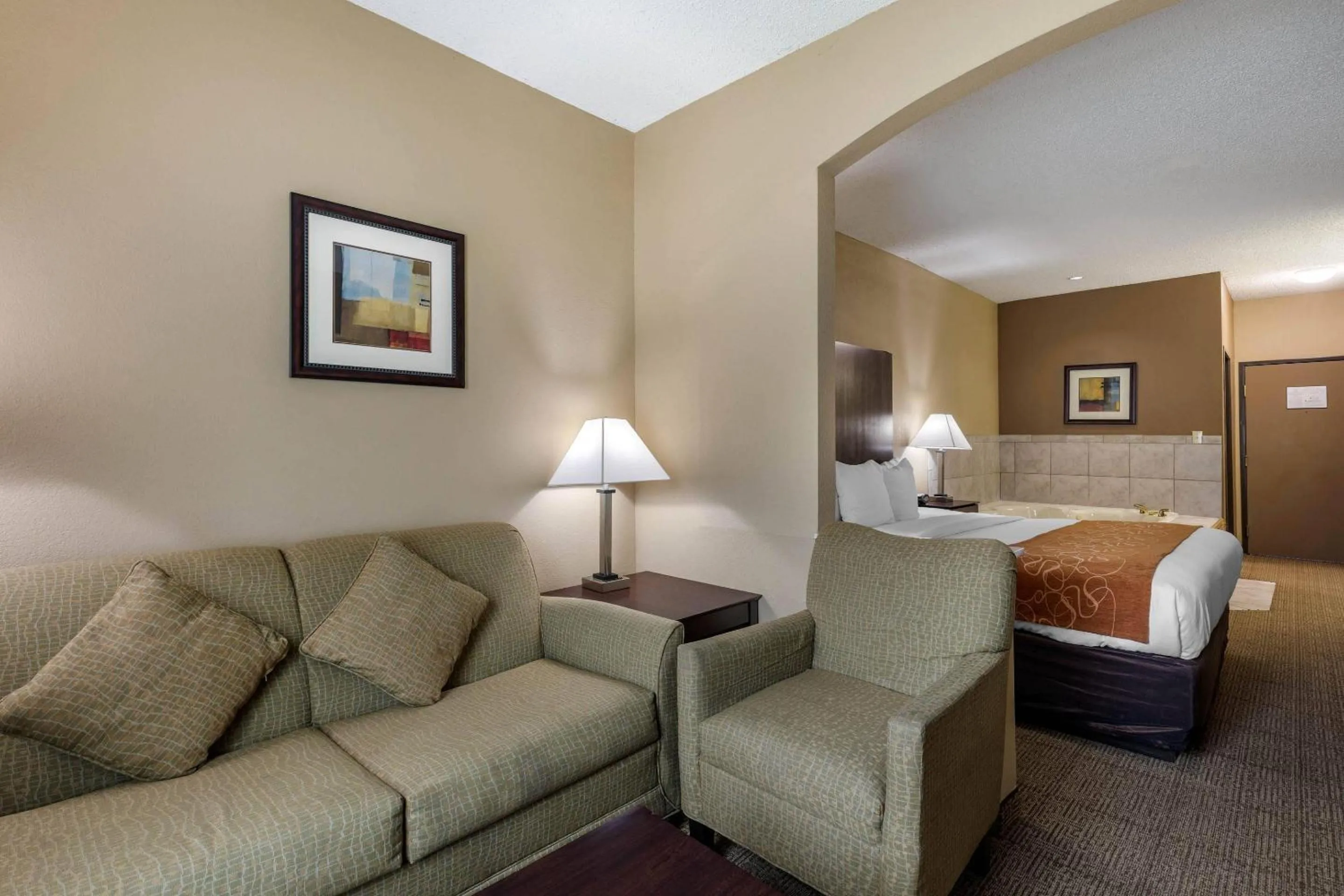 Bedroom in Comfort Suites The Colony - Plano West