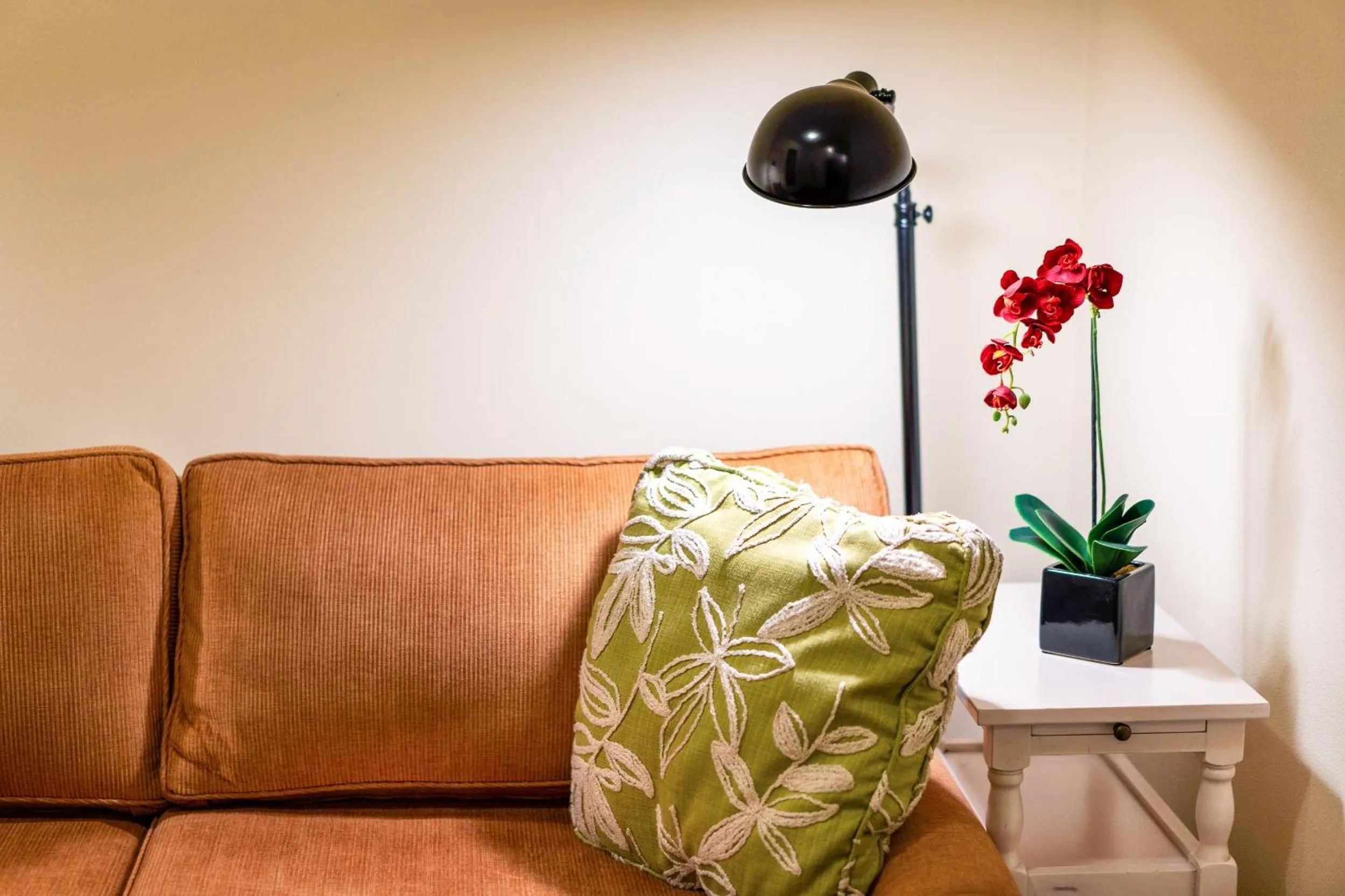 Seating area in The Inn on Pine