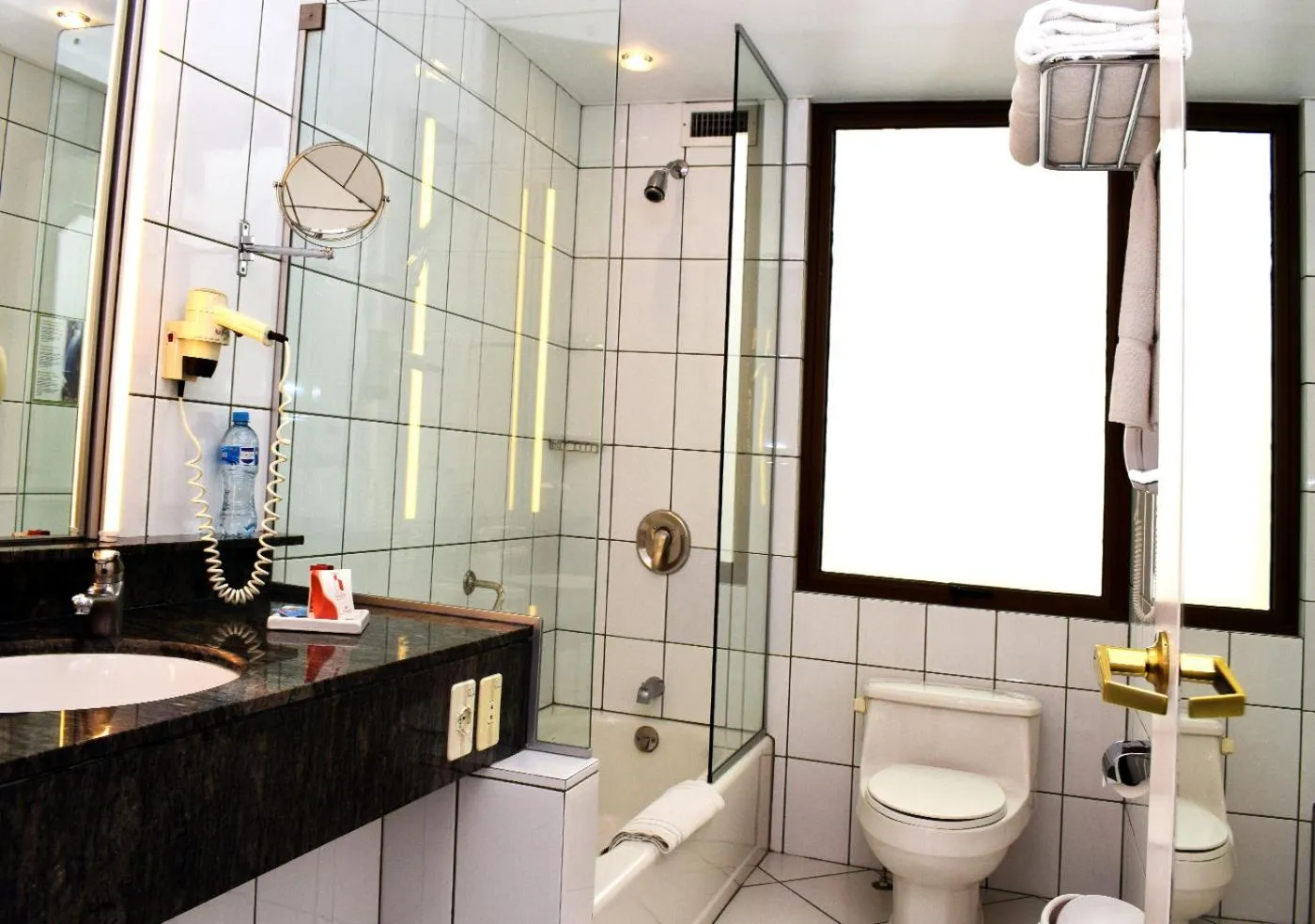 Bathroom in Hotel Europa