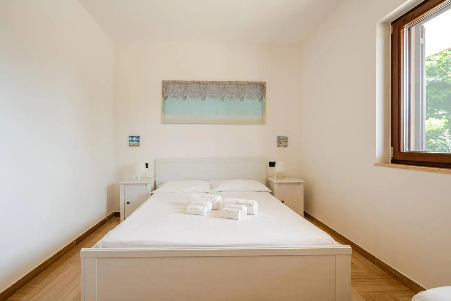 Bedroom, Bed in Massaroom