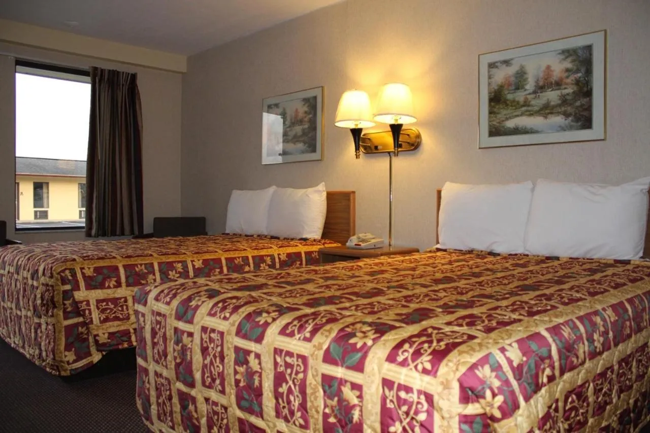 Bed in Budget Host Inn Bristol