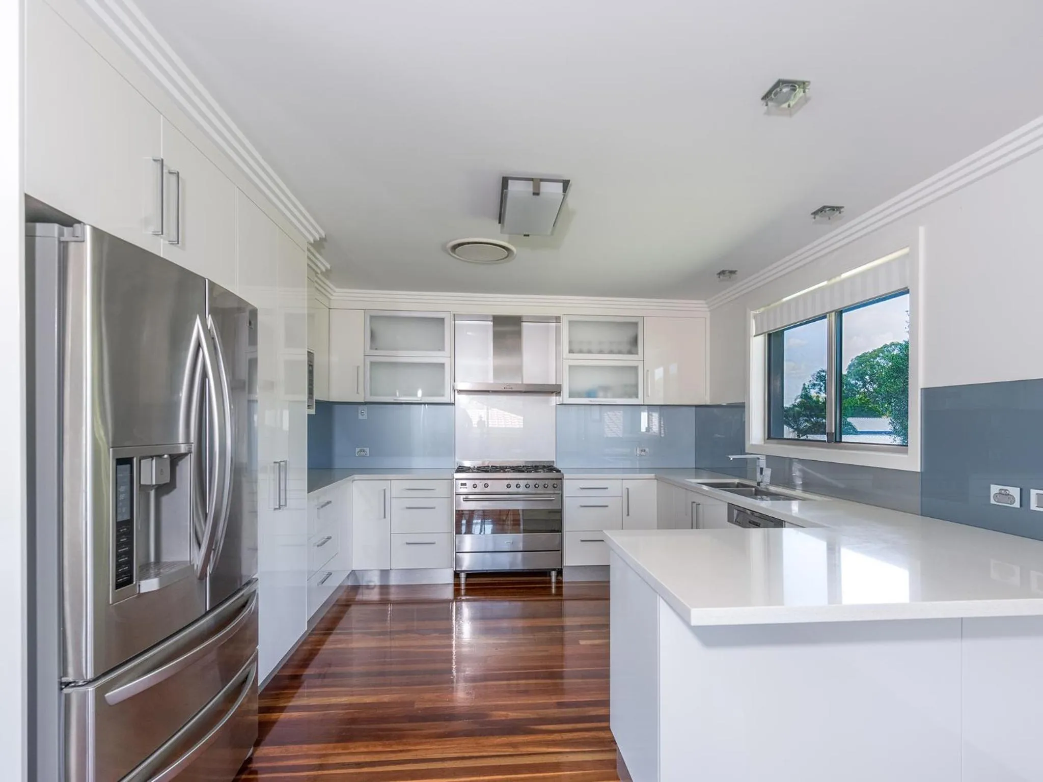 Kitchen or kitchenette in NRMA Woodgate Beach Holiday Park