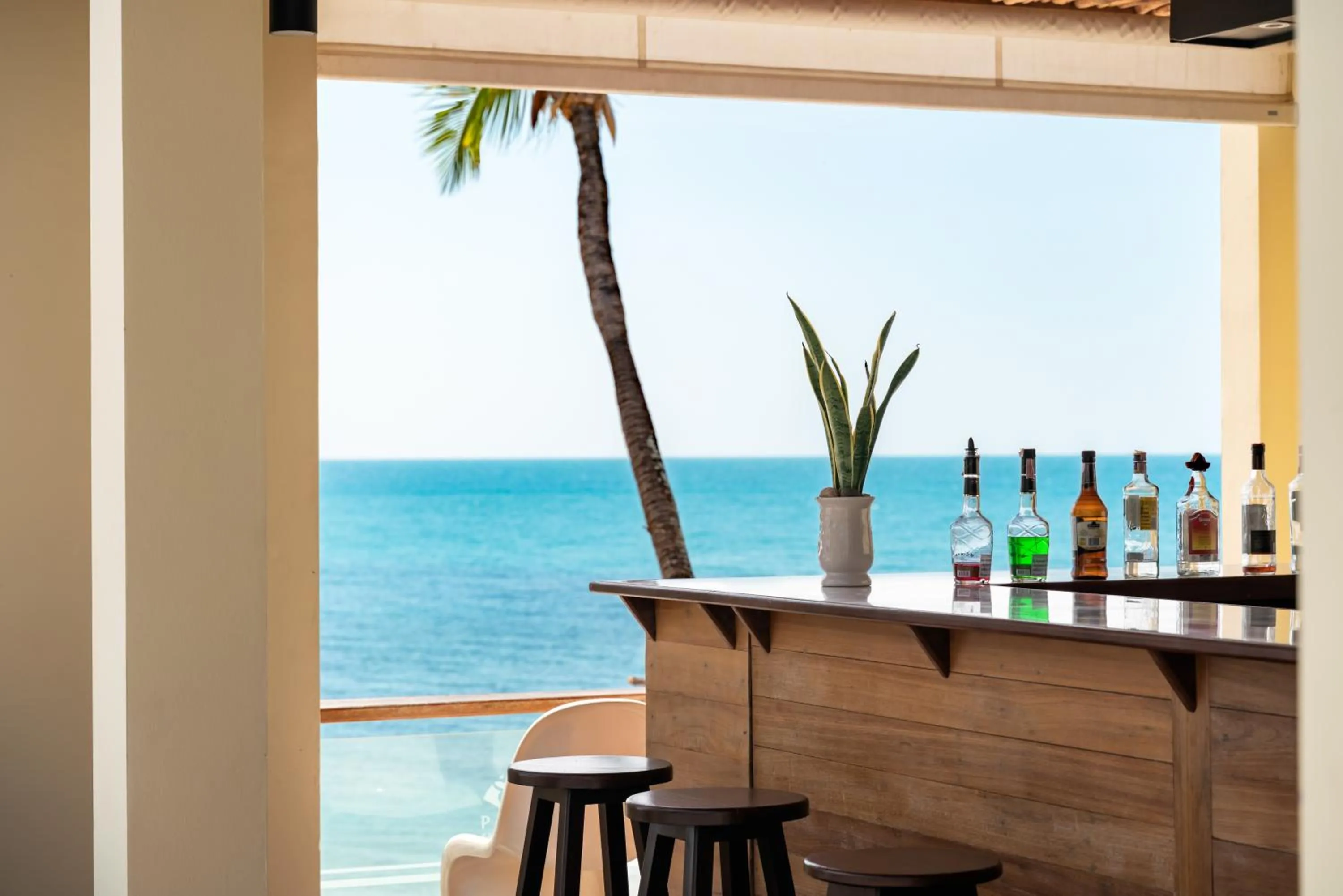 Lounge or bar in Pavilion Samui Villas and Resort - SHA Extra Plus