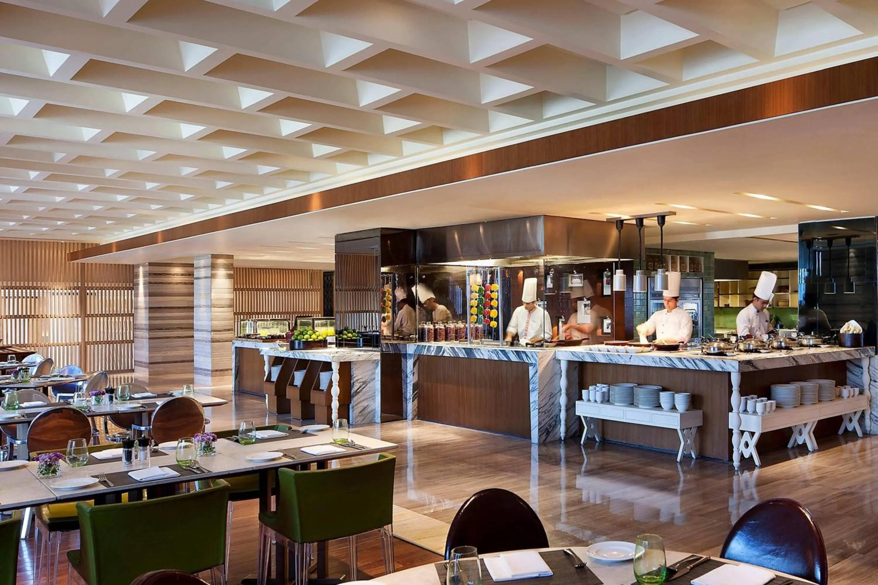 Restaurant/places to eat in JW Marriott Hotel Chandigarh