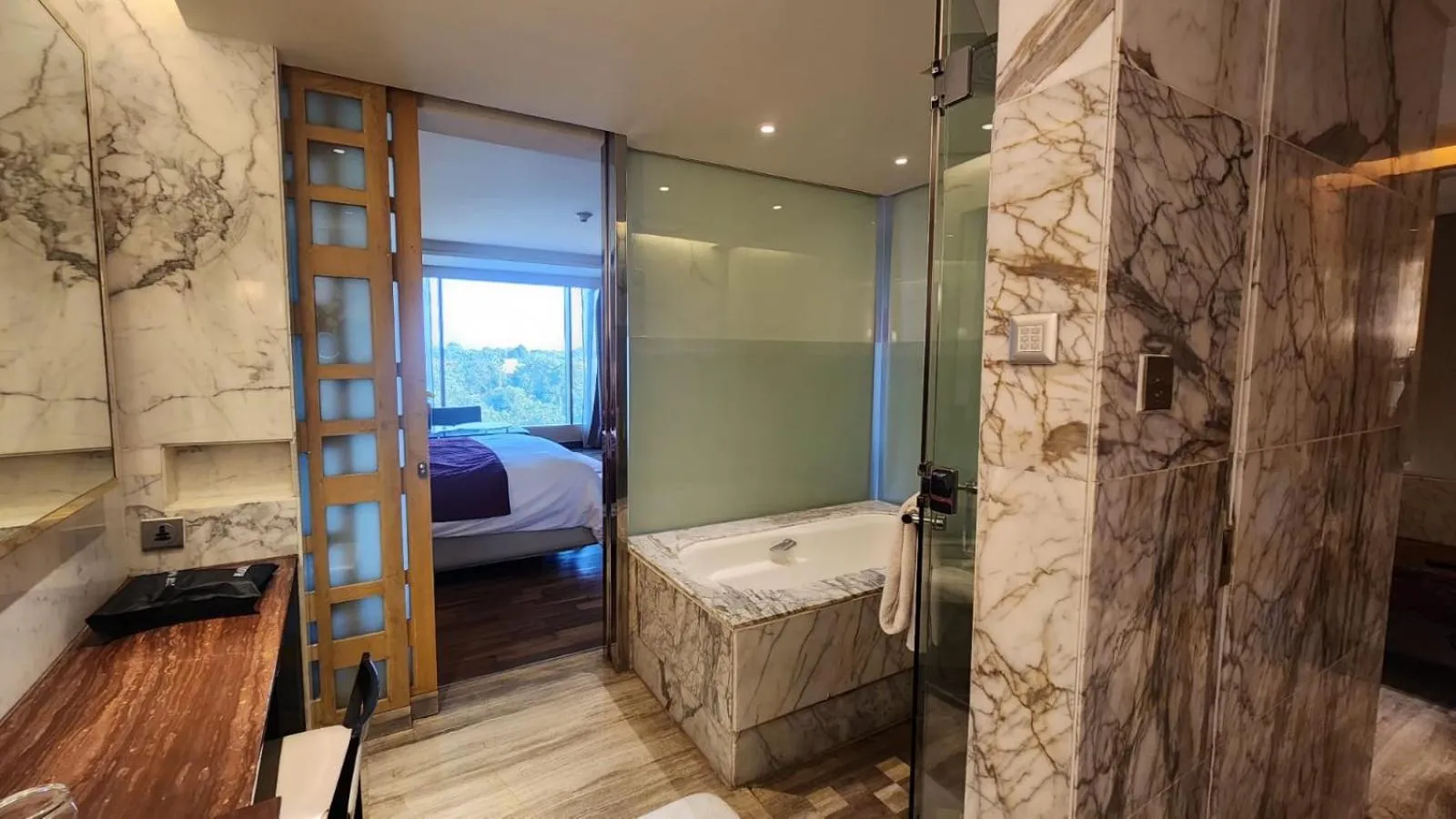 Bathroom, Bed in JW Marriott Hotel Chandigarh