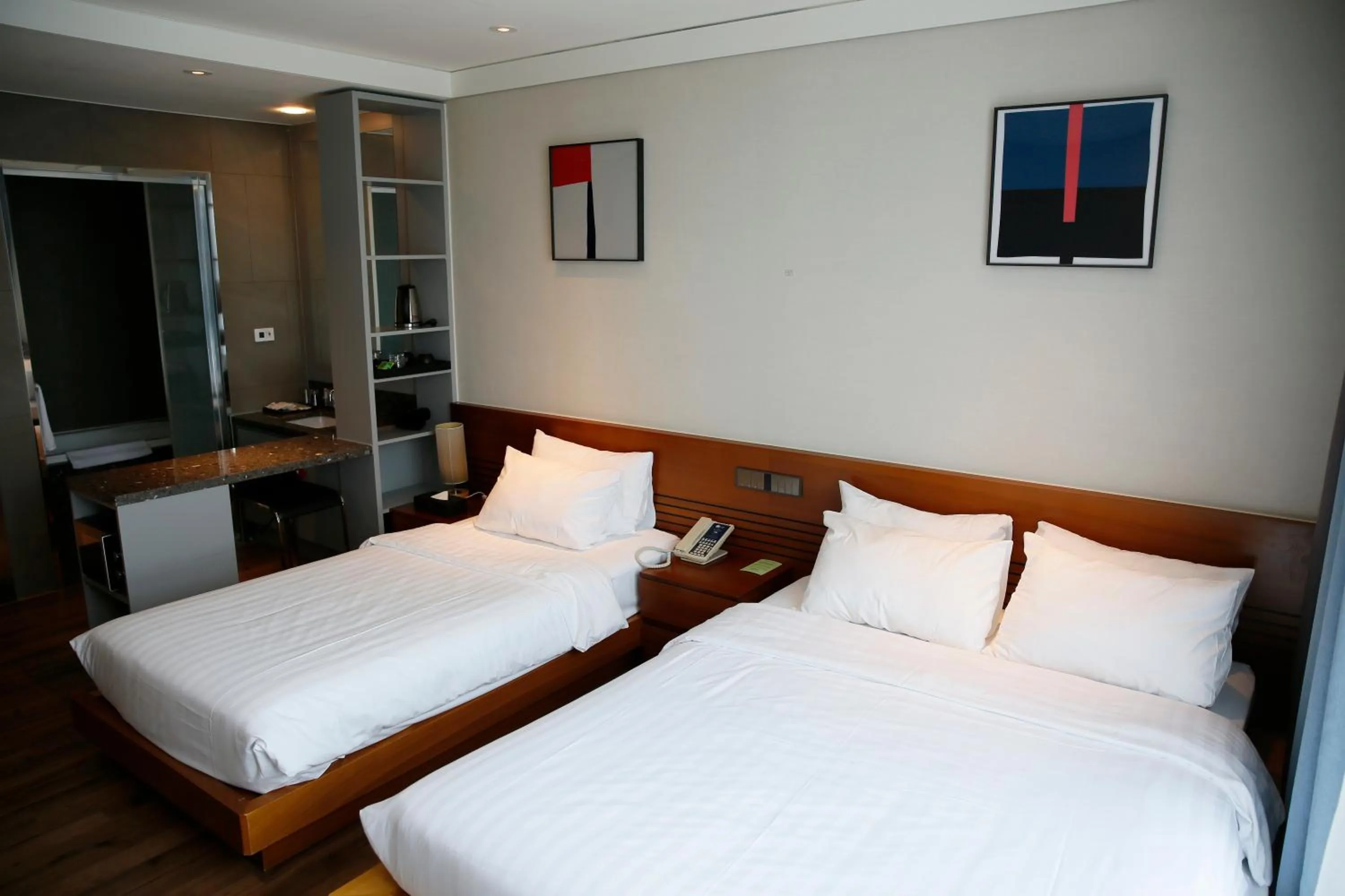 Bed in J One Hotel Cheongju
