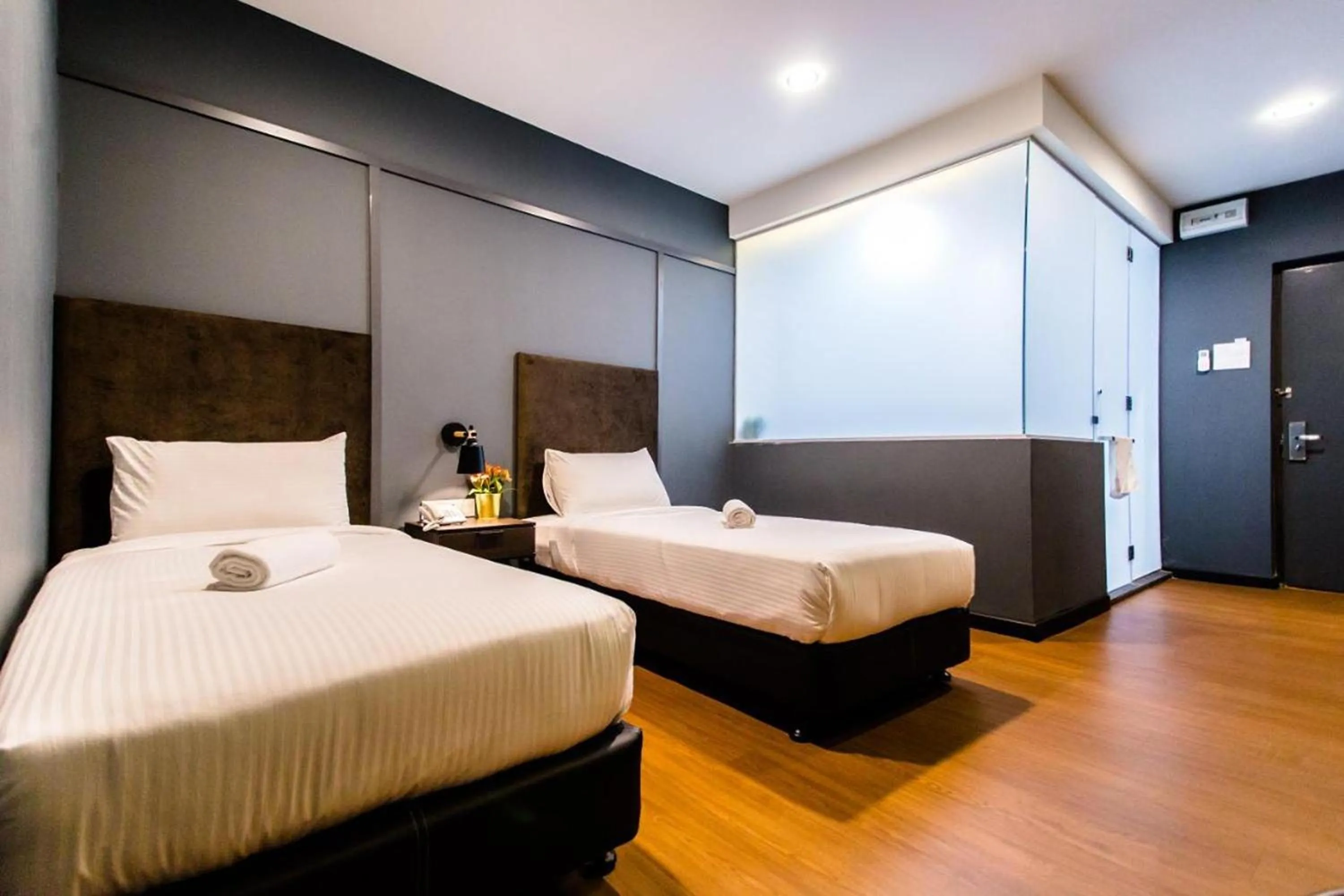 Bed in Jenjarom Boutique Hotel