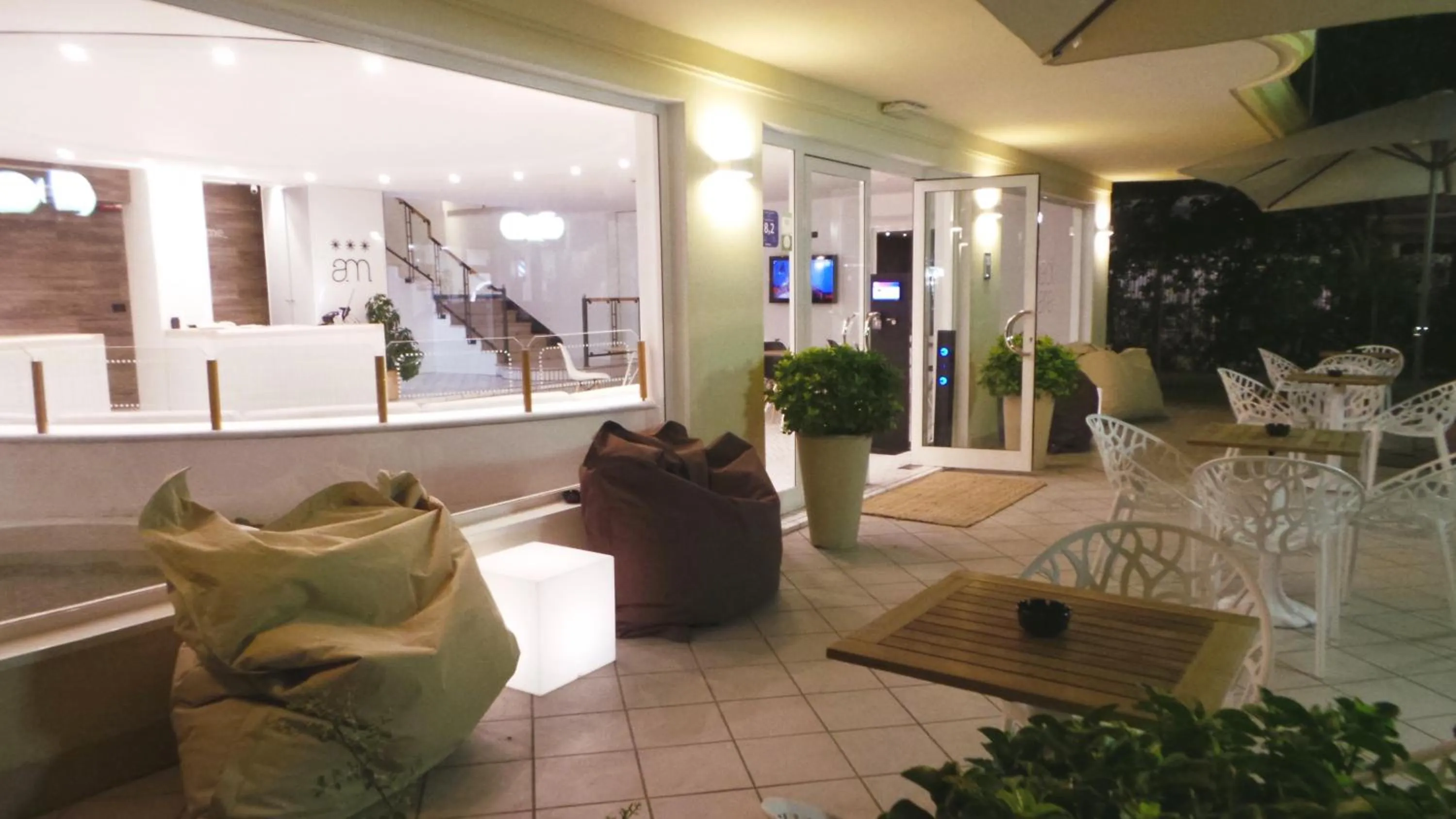 Property building in Hotel Aria di Mare Bed & Breakfast & Beach in centro a Riccione