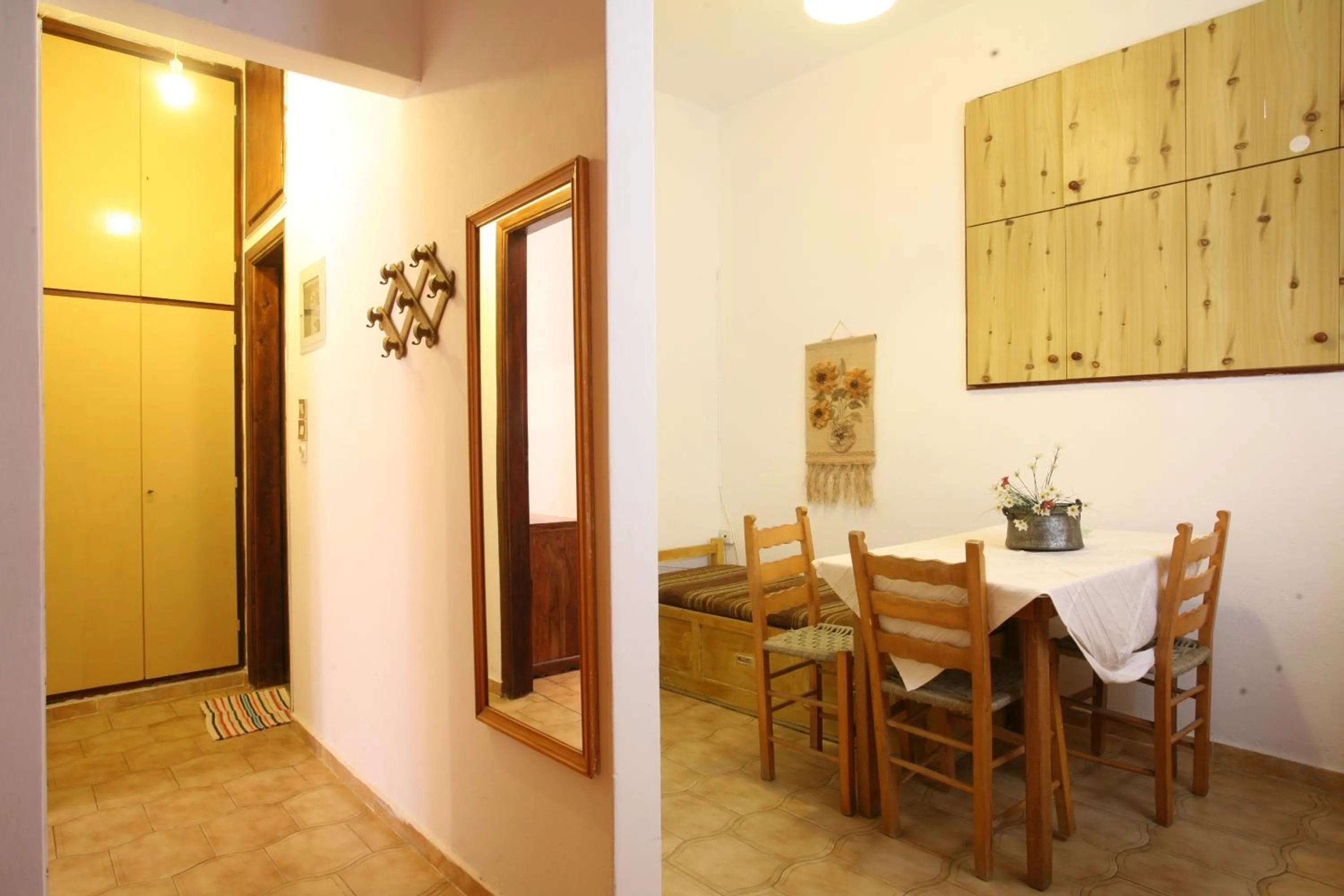 Kitchen or kitchenette in Amorani Studios