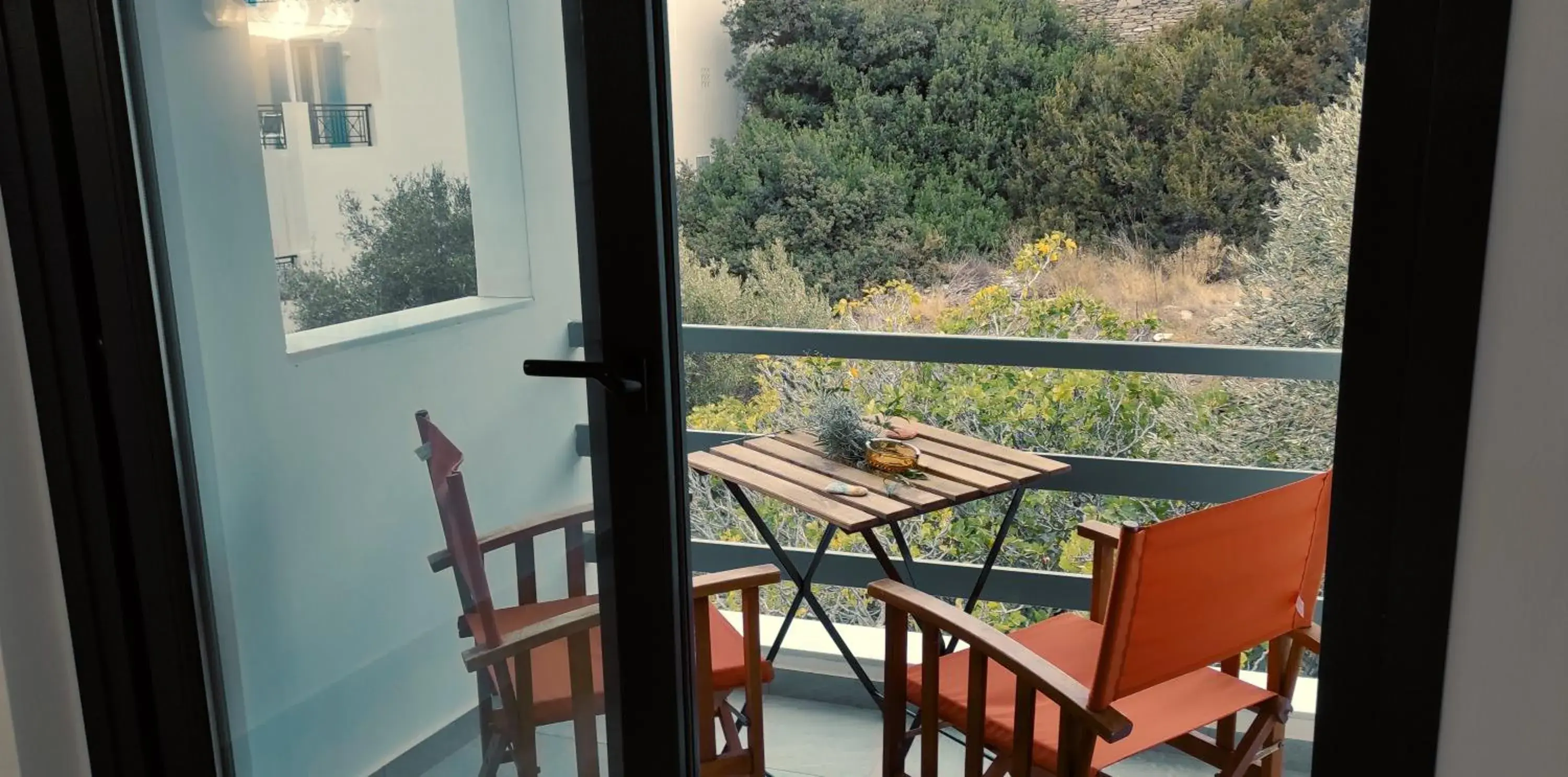 Double Room with Mountain View in Amorani Studios Double Room with Mountain View in Amorani Studios