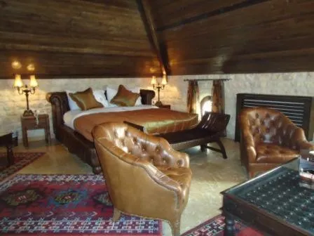 Decorative detail in Siena Hotel