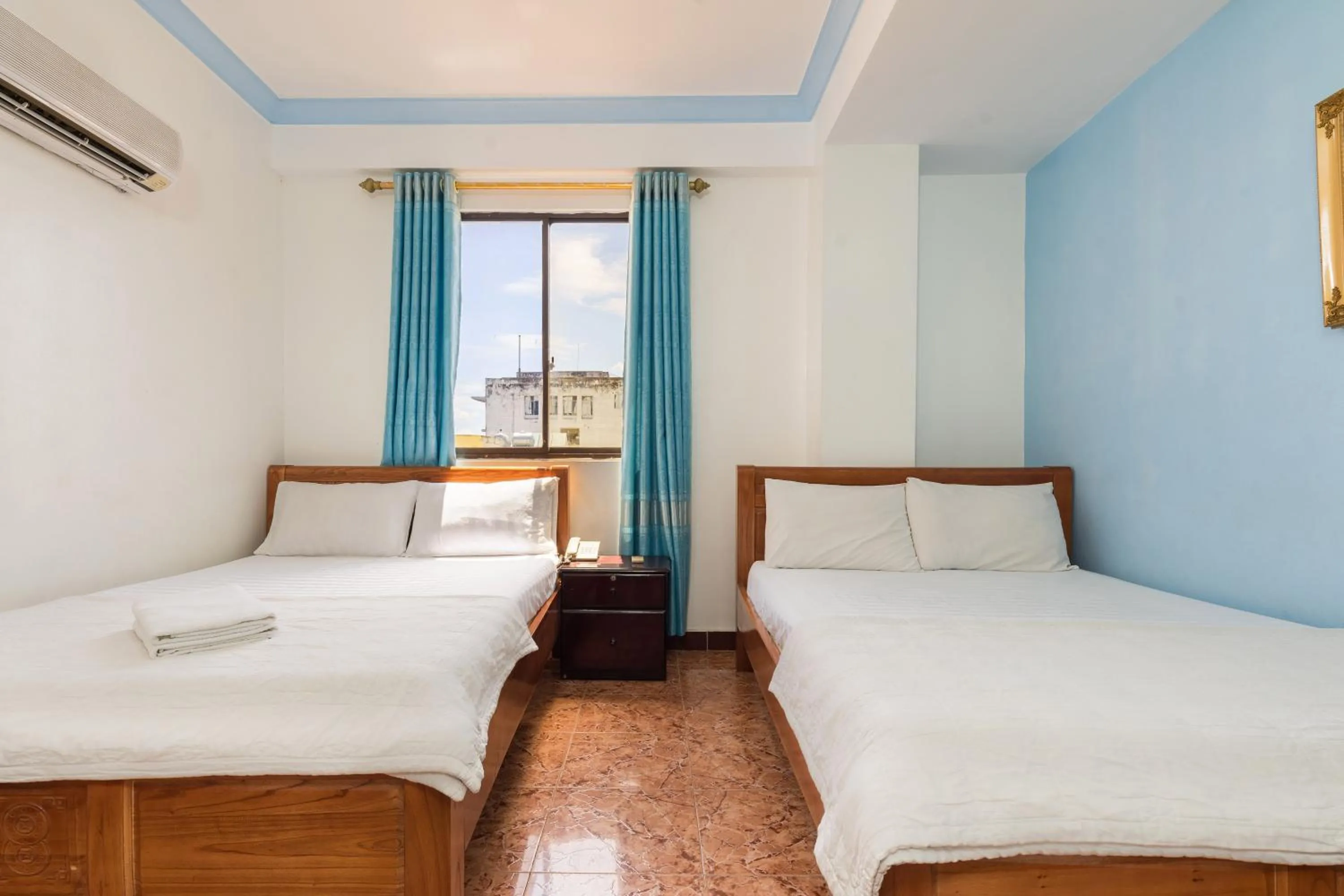 Photo of the whole room, Bed in Thanh Lan Hotel