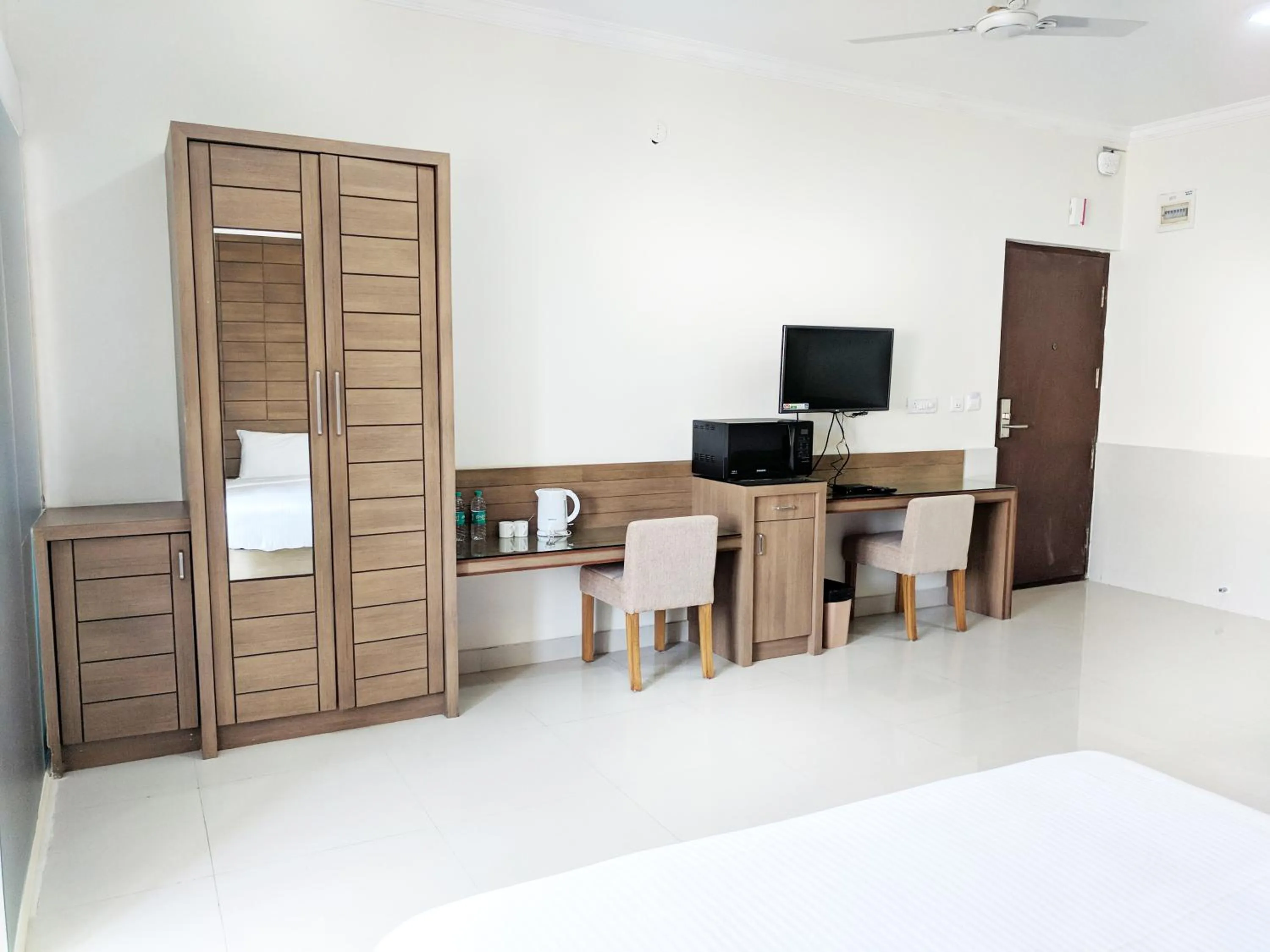 Bed in Clyford Suites