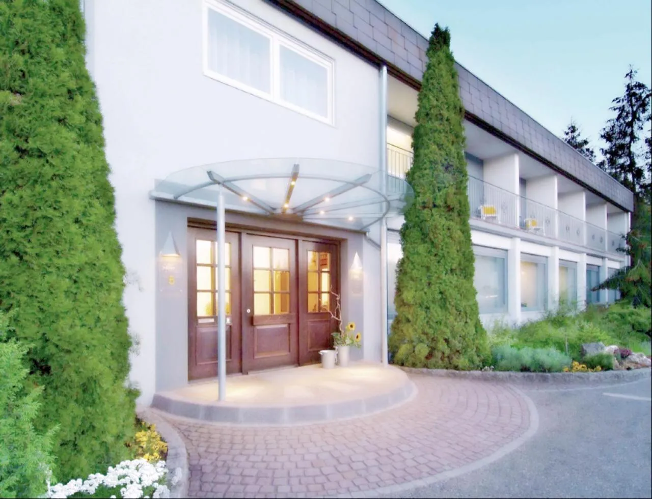 Property building in Hotel zur Sonne