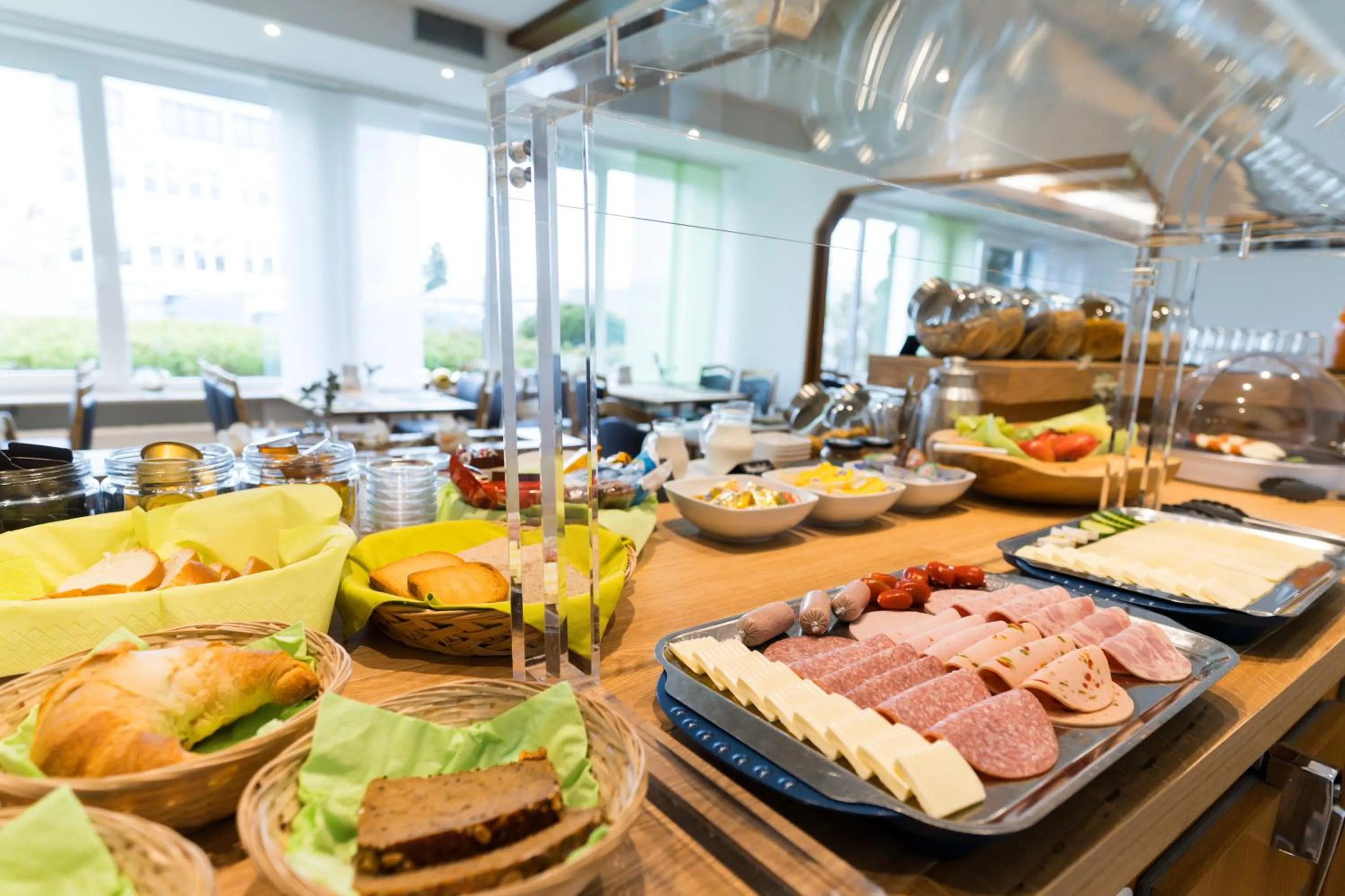 Breakfast in Hotel zur Sonne