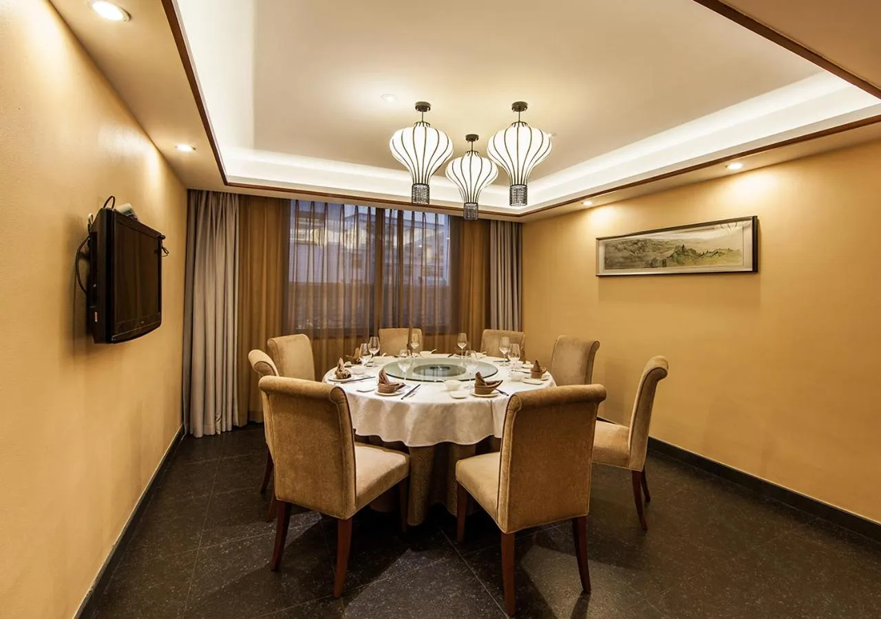 Restaurant/places to eat in Fliport Garden Hotel Wuyishan