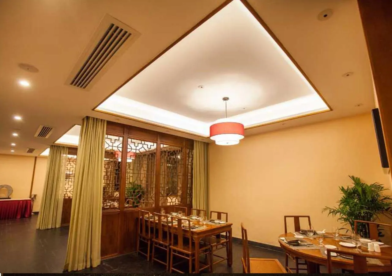 Restaurant/places to eat in Fliport Garden Hotel Wuyishan