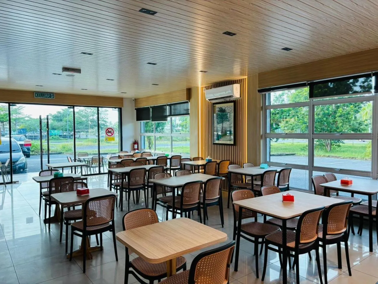 Restaurant/places to eat in Chemara Boutique Hotel