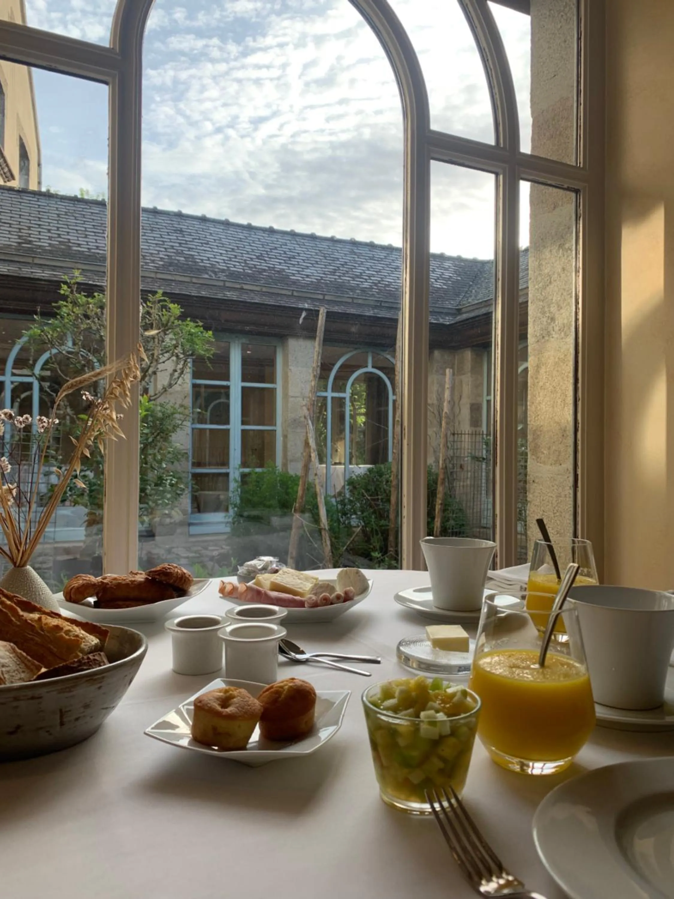 Breakfast in Auberge Bretonne