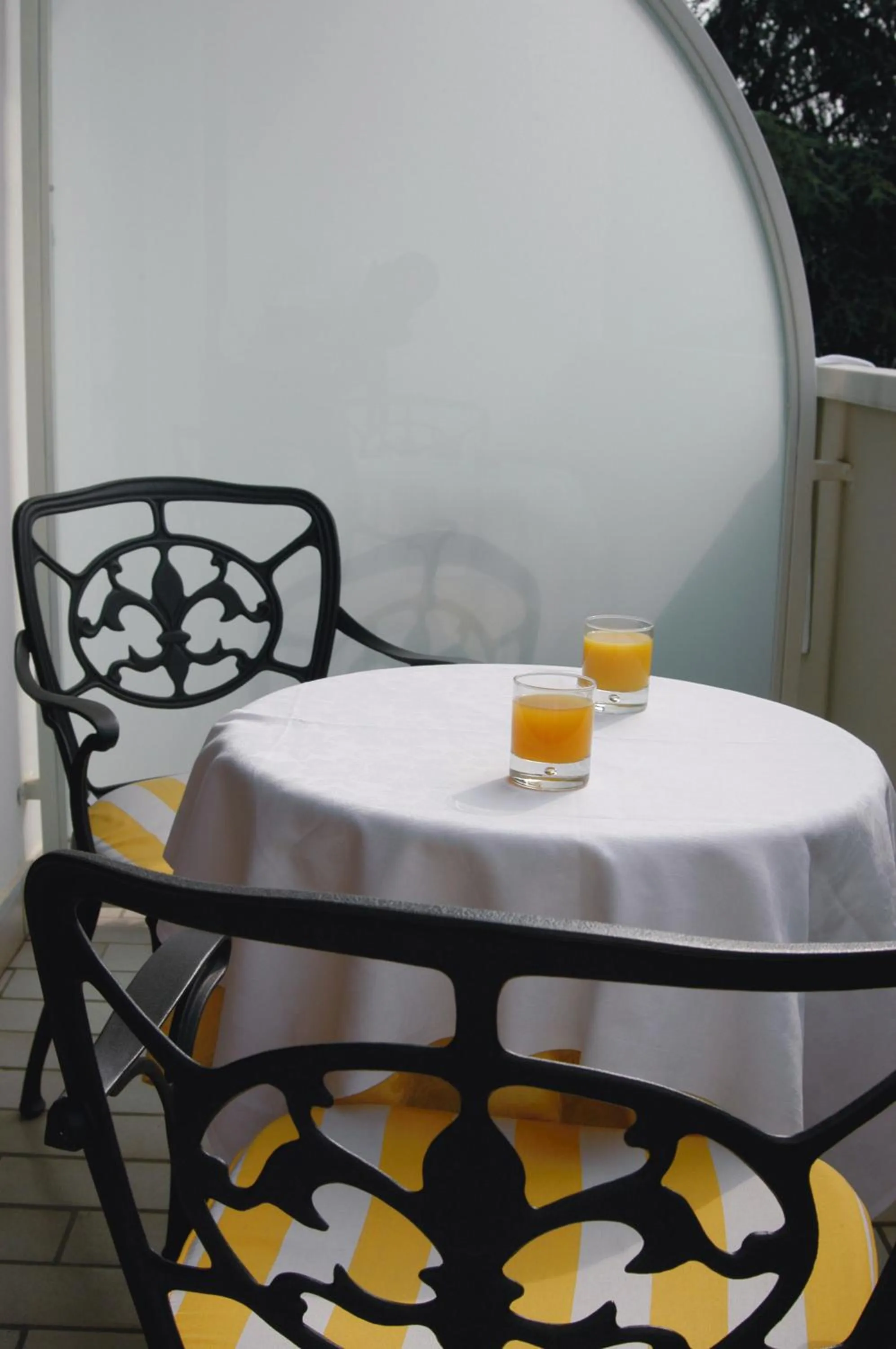 Restaurant/places to eat in Hotel Smeraldo