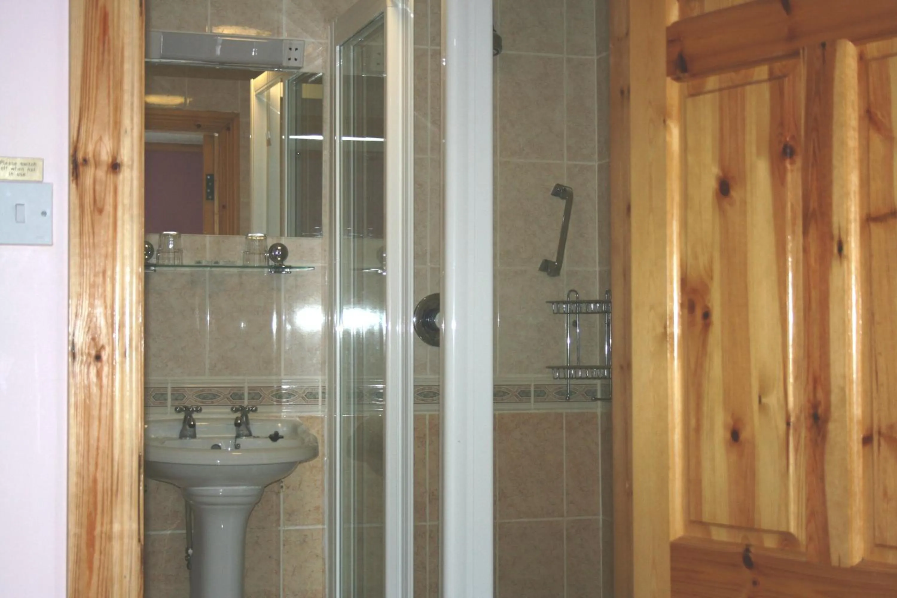 Shower in Algret House B&B