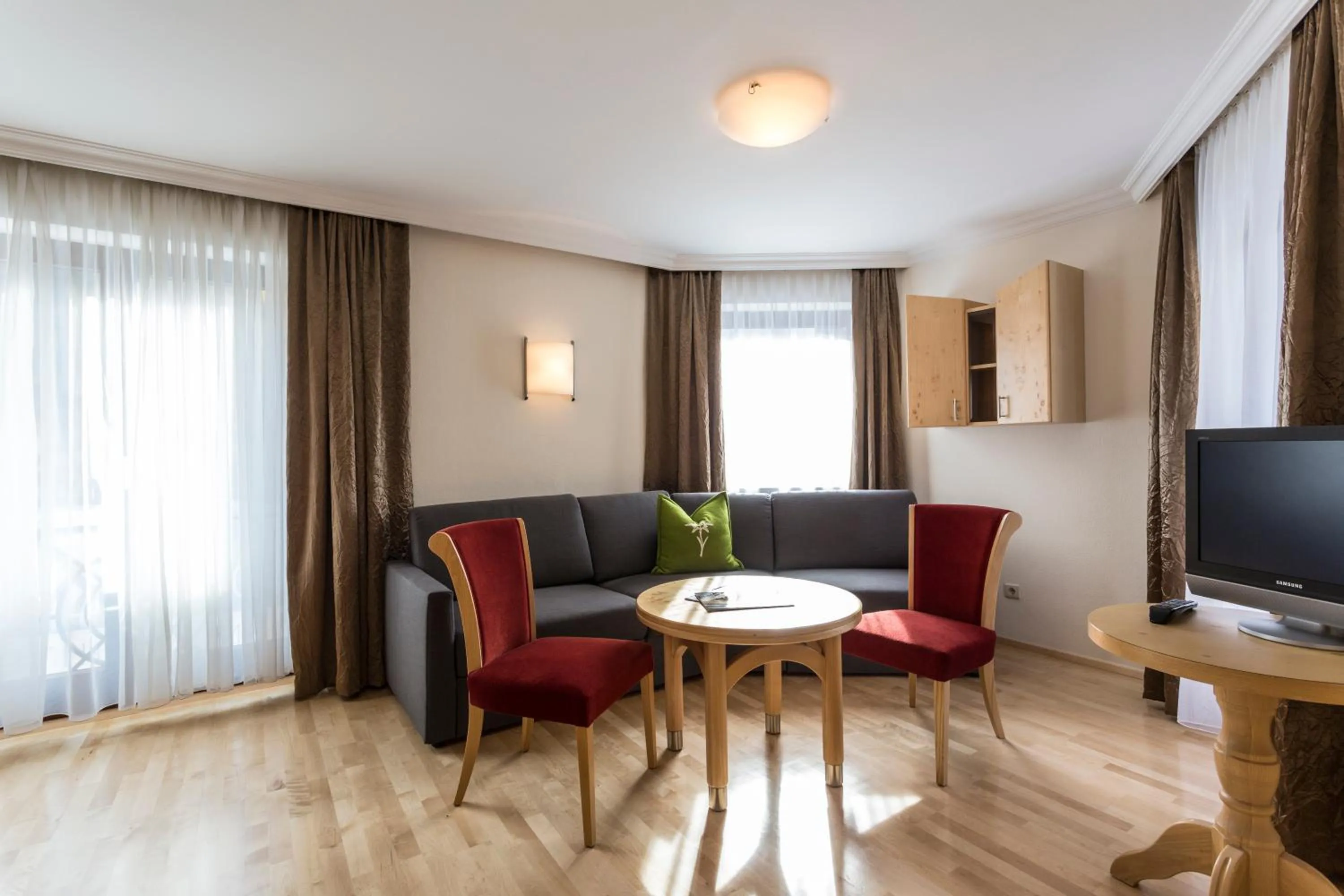 Bedroom in stefan Hotel