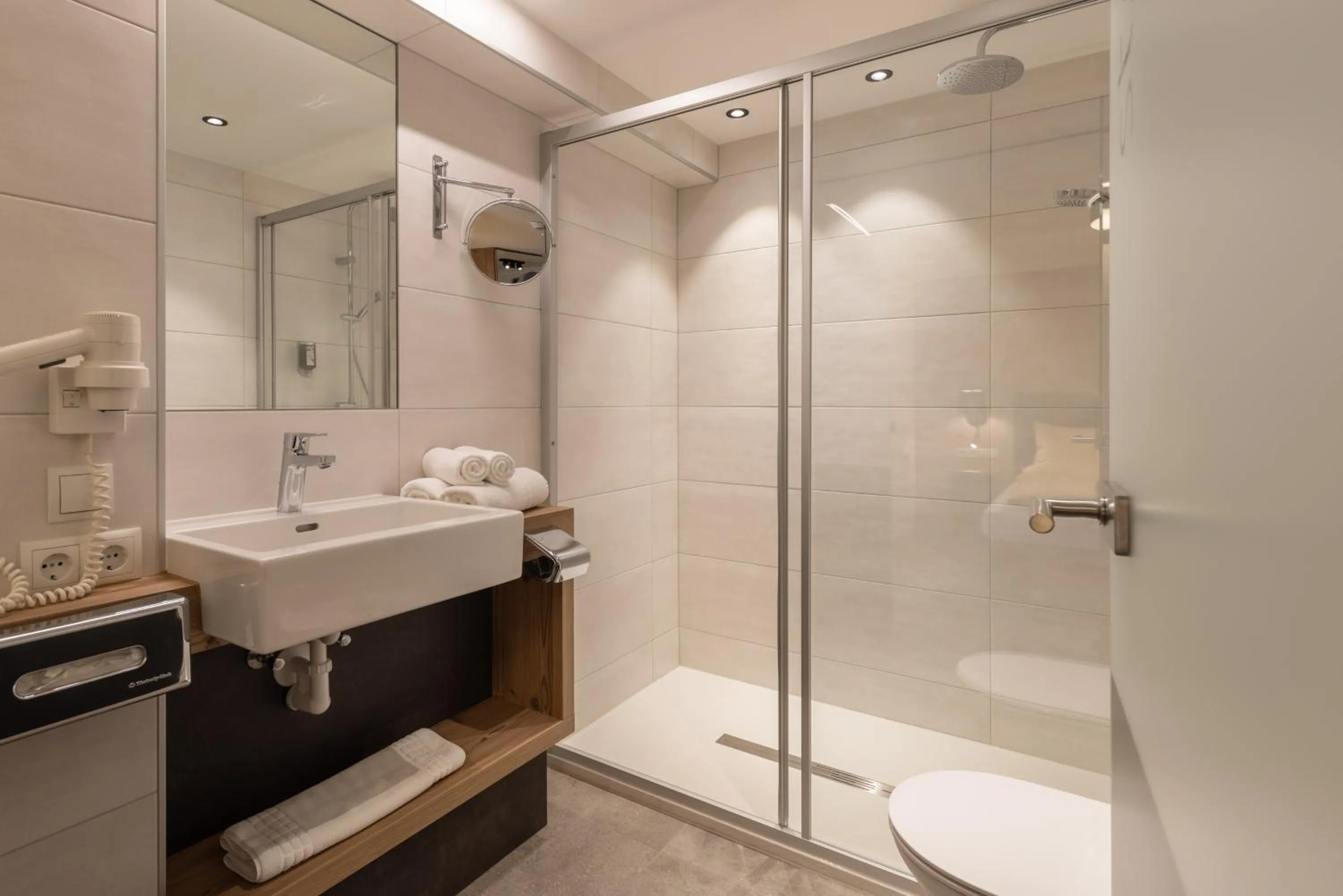 Bathroom in stefan Hotel