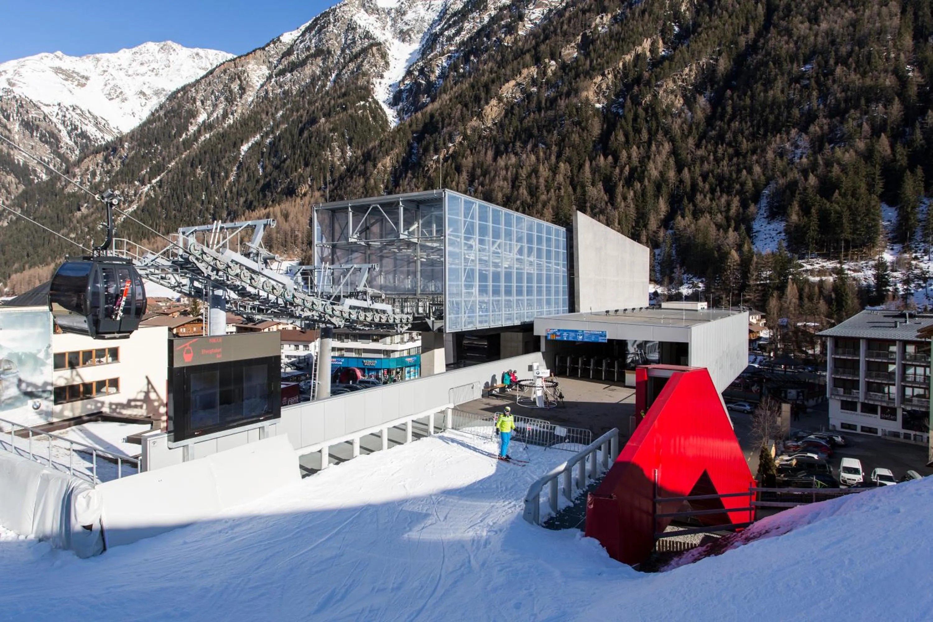 Nearby landmark in stefan Hotel