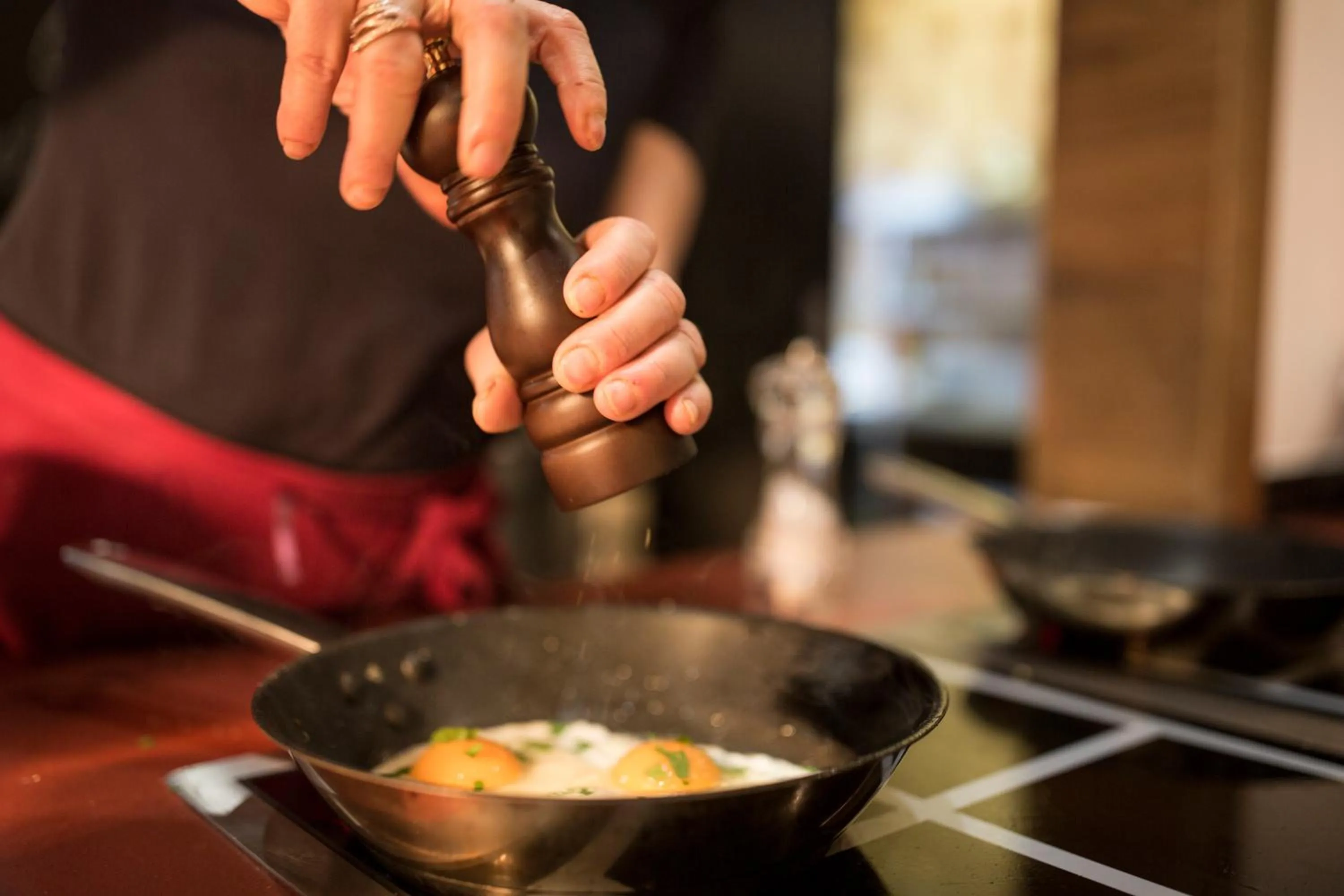 Restaurant/places to eat in stefan Hotel