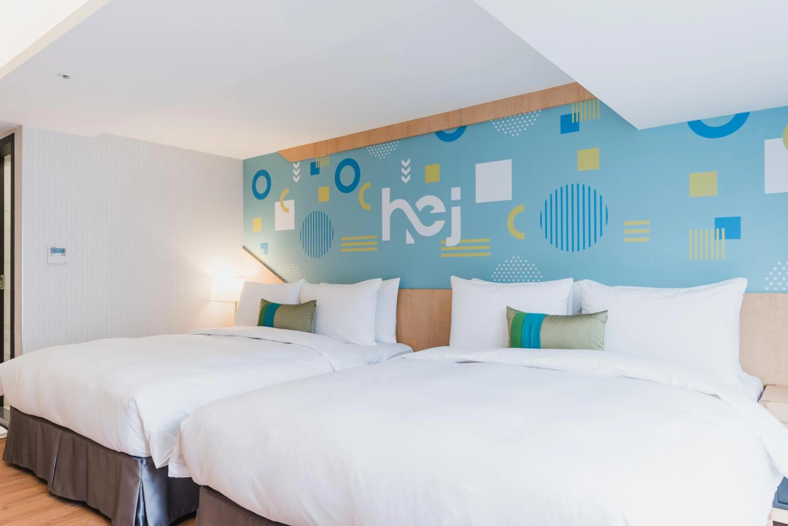 Photo of the whole room, Bed in Hej Taipei