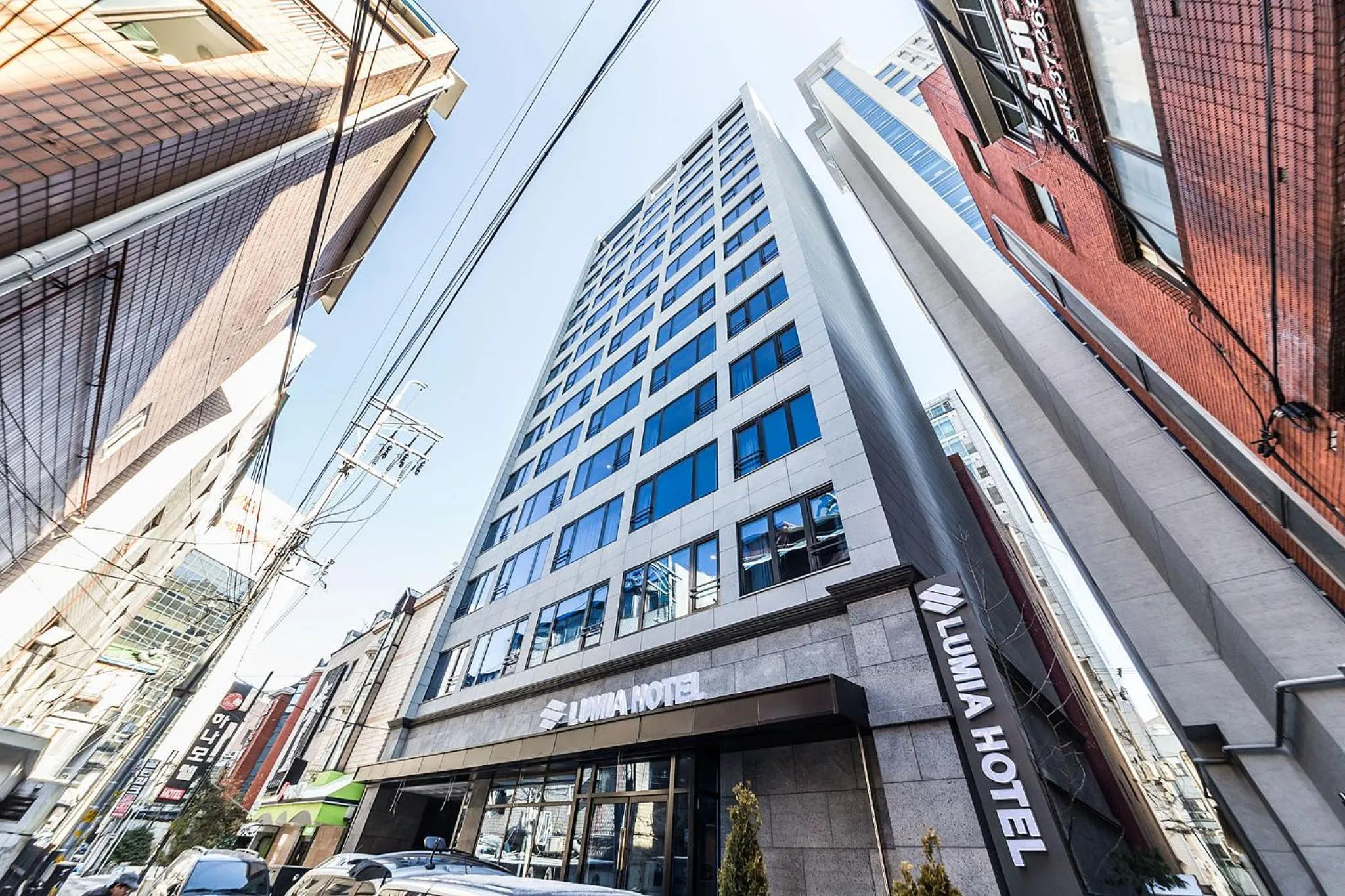 Property building in Jongno Lumia Tourist Hotel