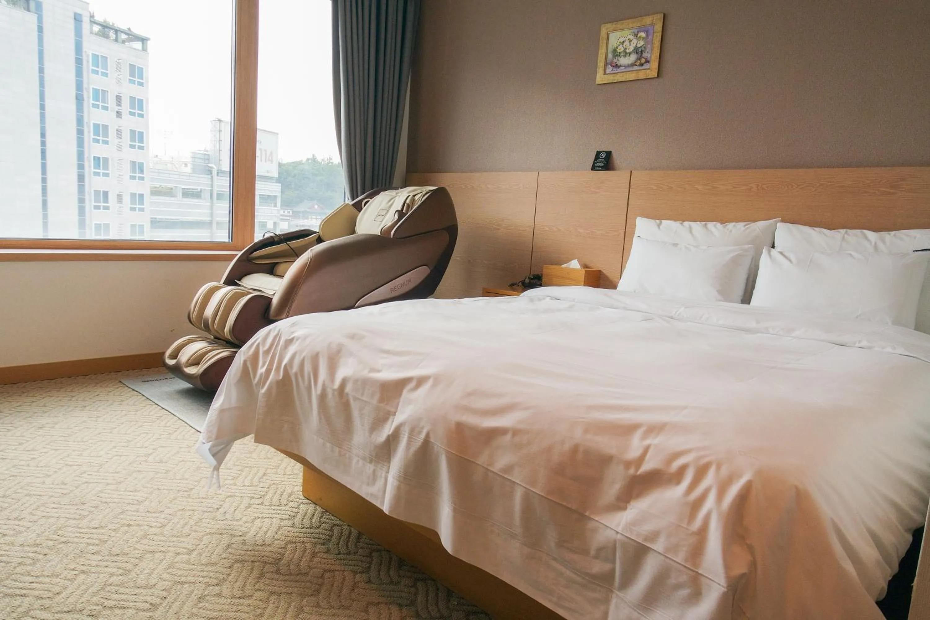 Bed in Jongno Lumia Tourist Hotel