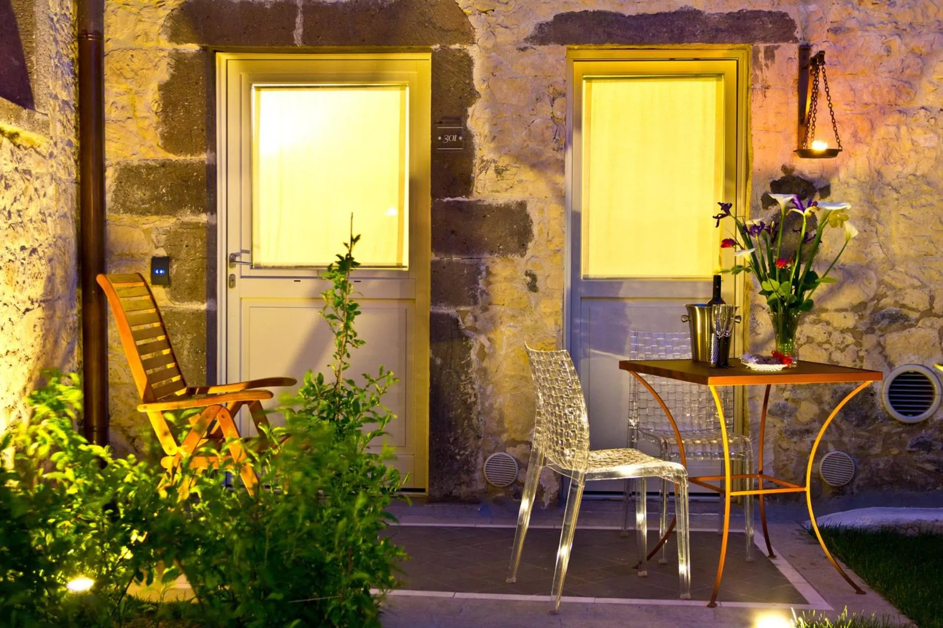 Patio in Hotel Maison Tresnuraghes