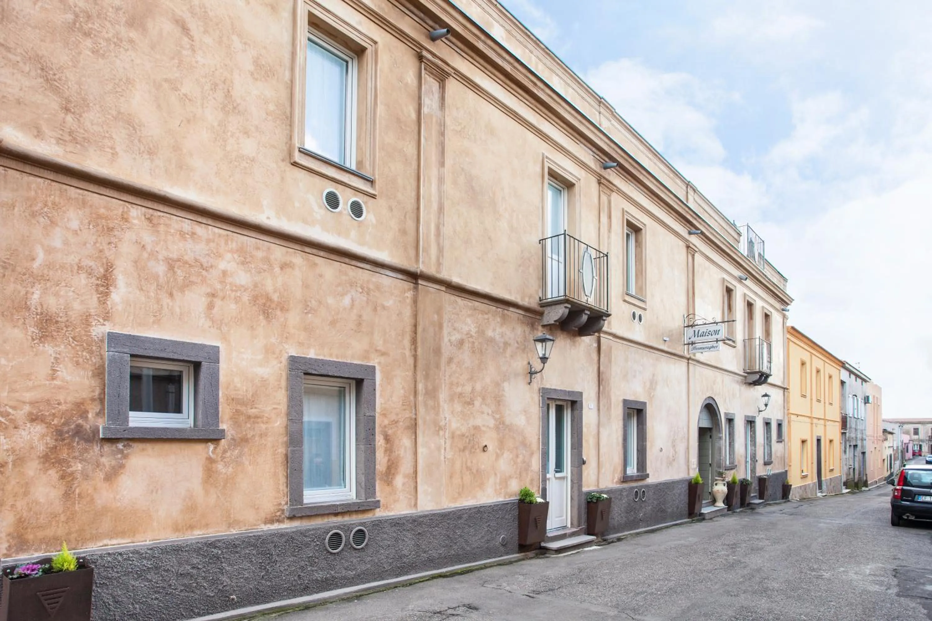 Facade/entrance in Hotel Maison Tresnuraghes
