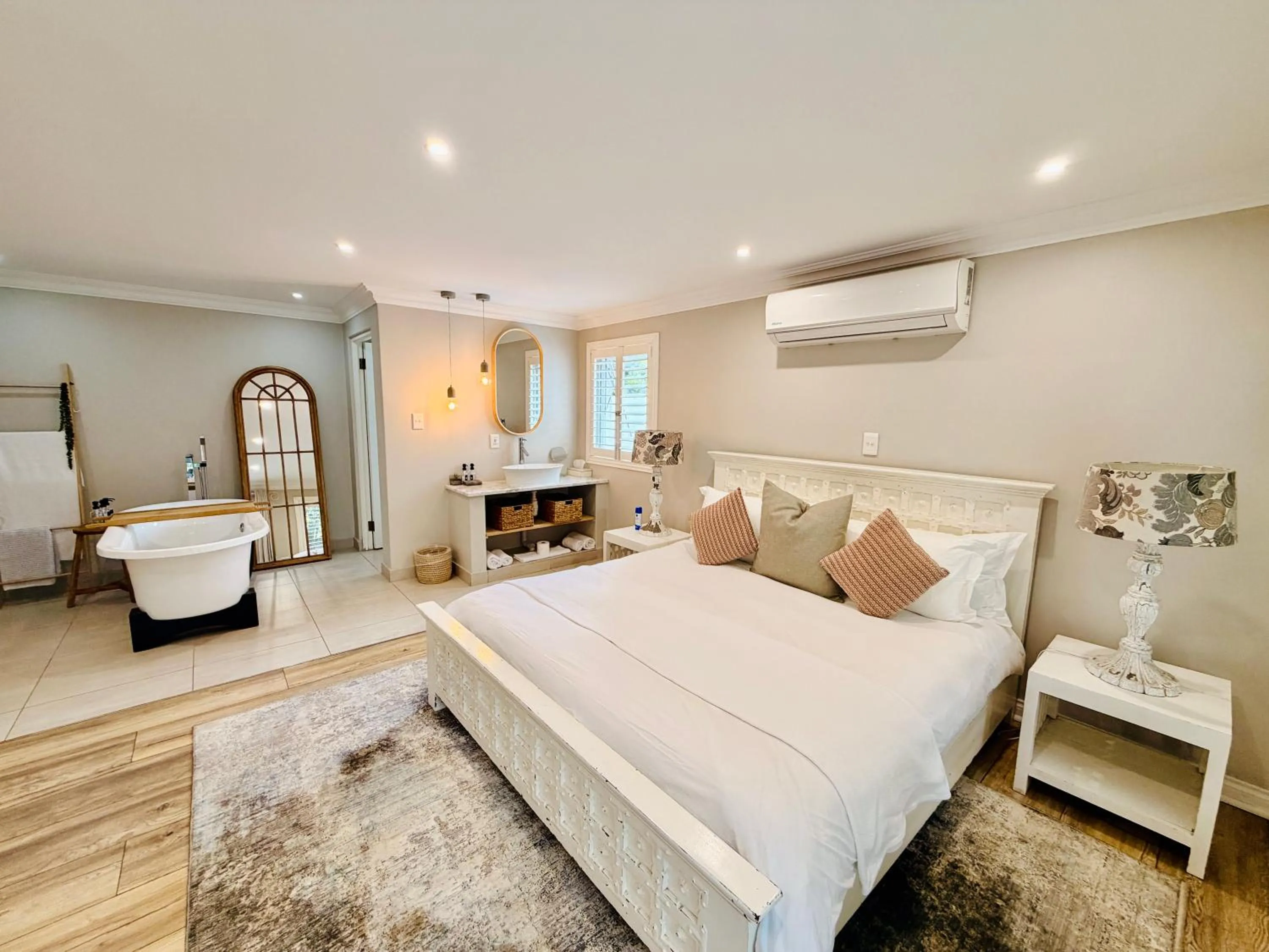 Bedroom, Bed in The Wesley Boutique Hotel & Spa