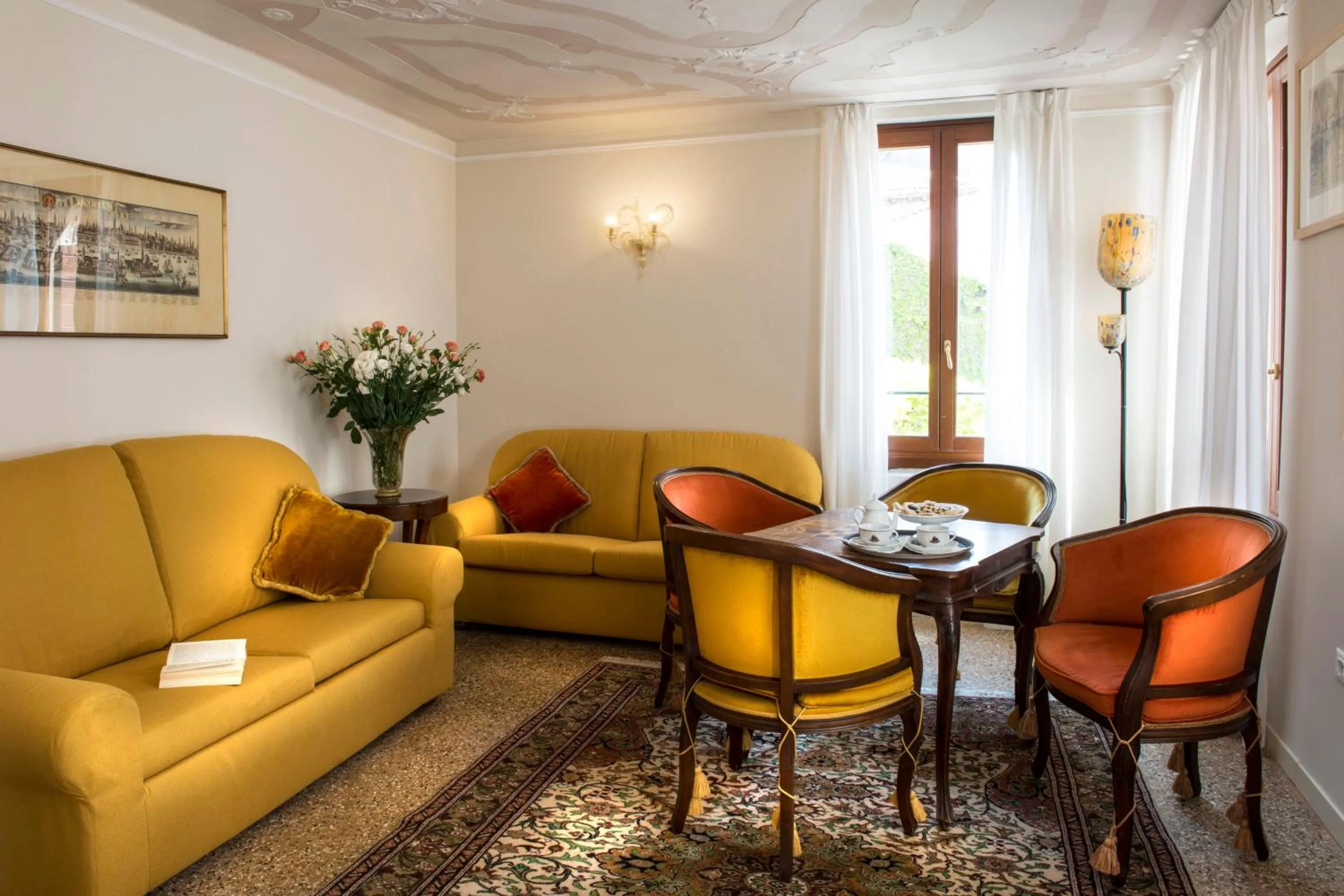 Lounge or bar in Hotel Agli Alboretti