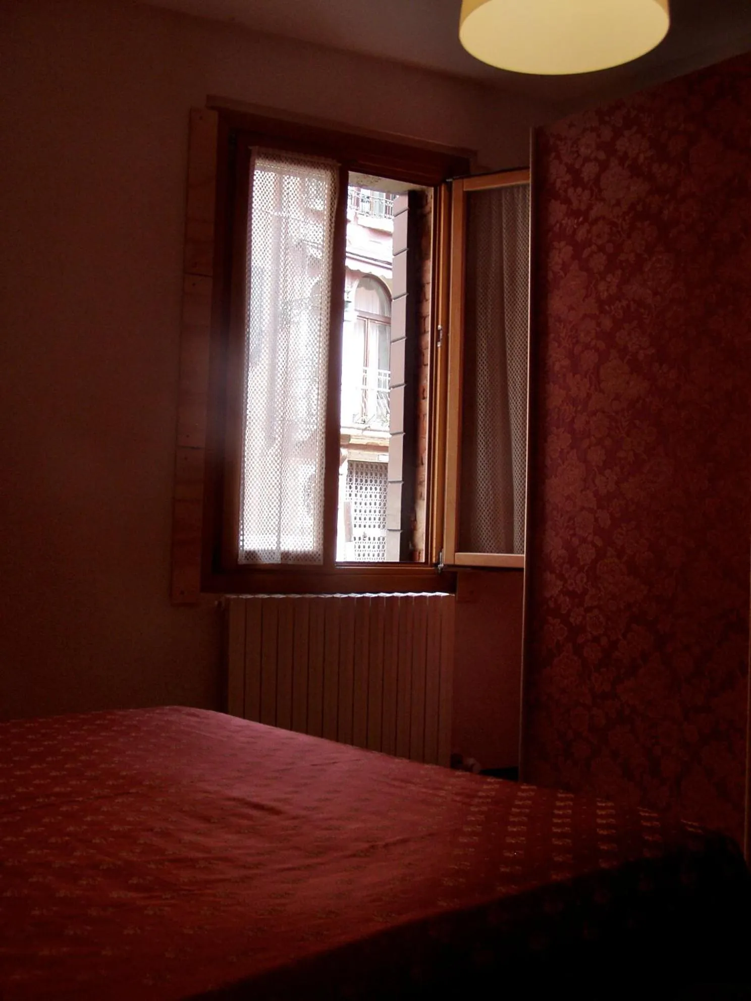 Photo of the whole room, Bed in b&b allo squero