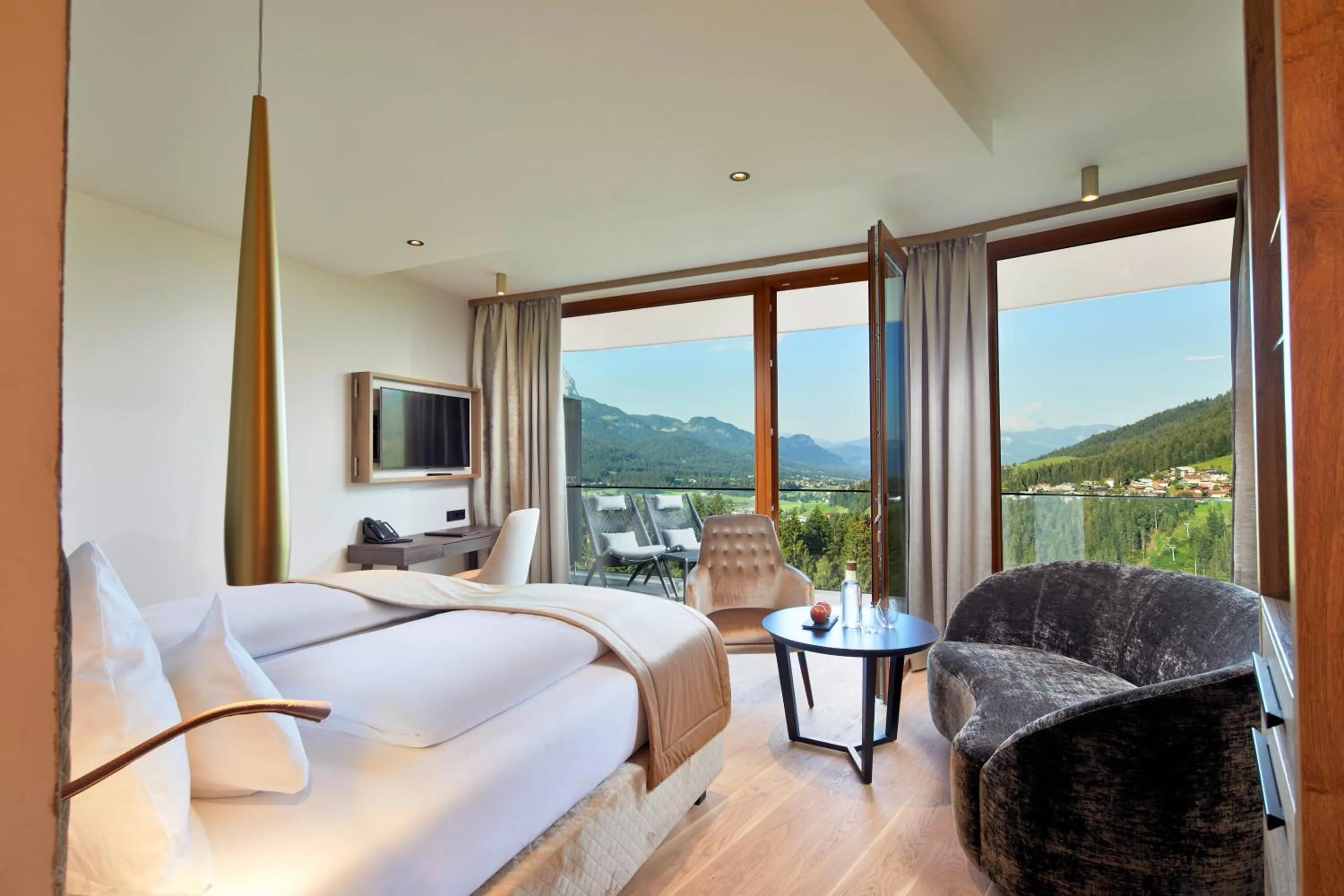 Photo of the whole room in Kaiserhof Superior