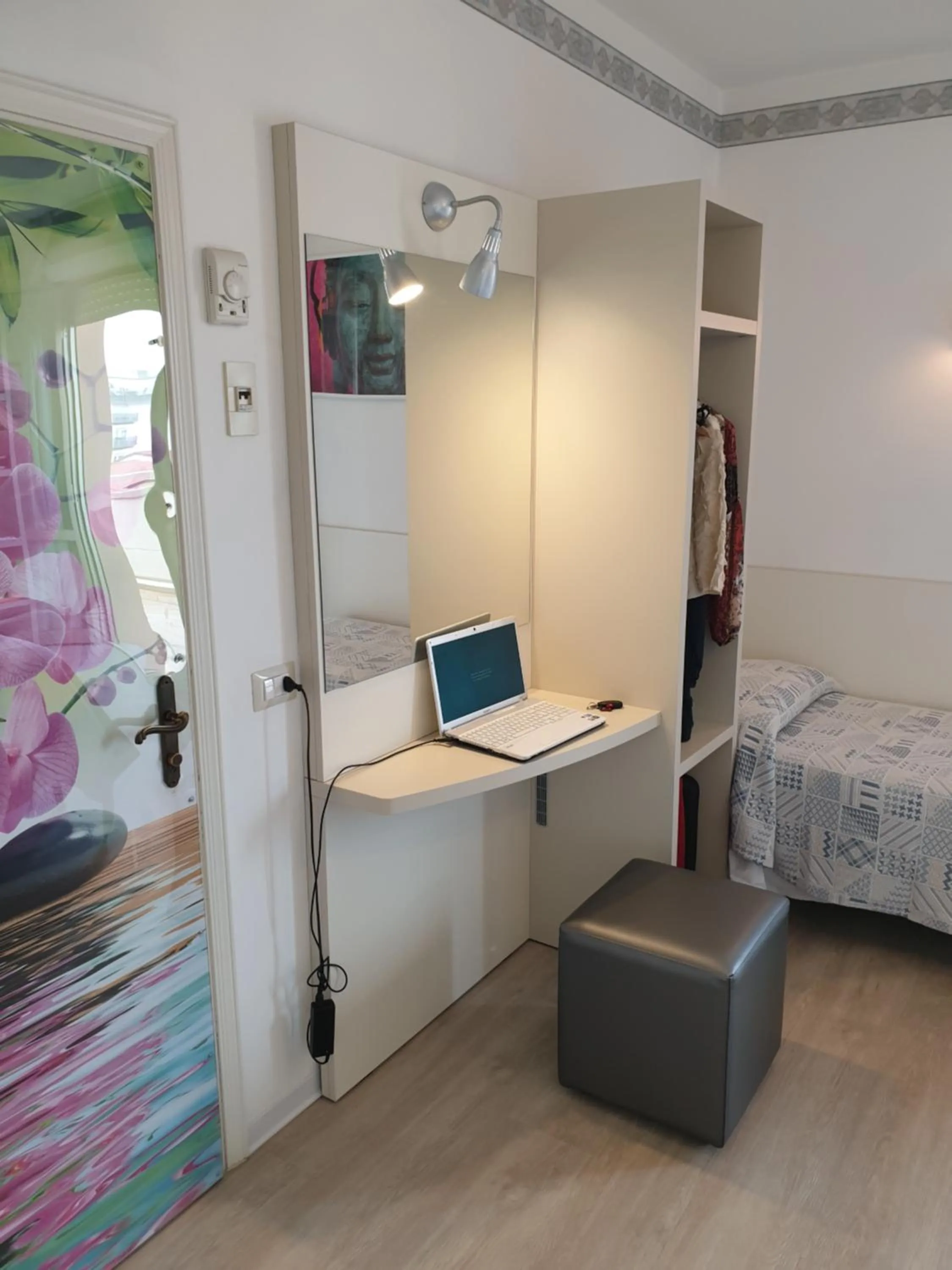 Bed in Hotel Losanna Cervia