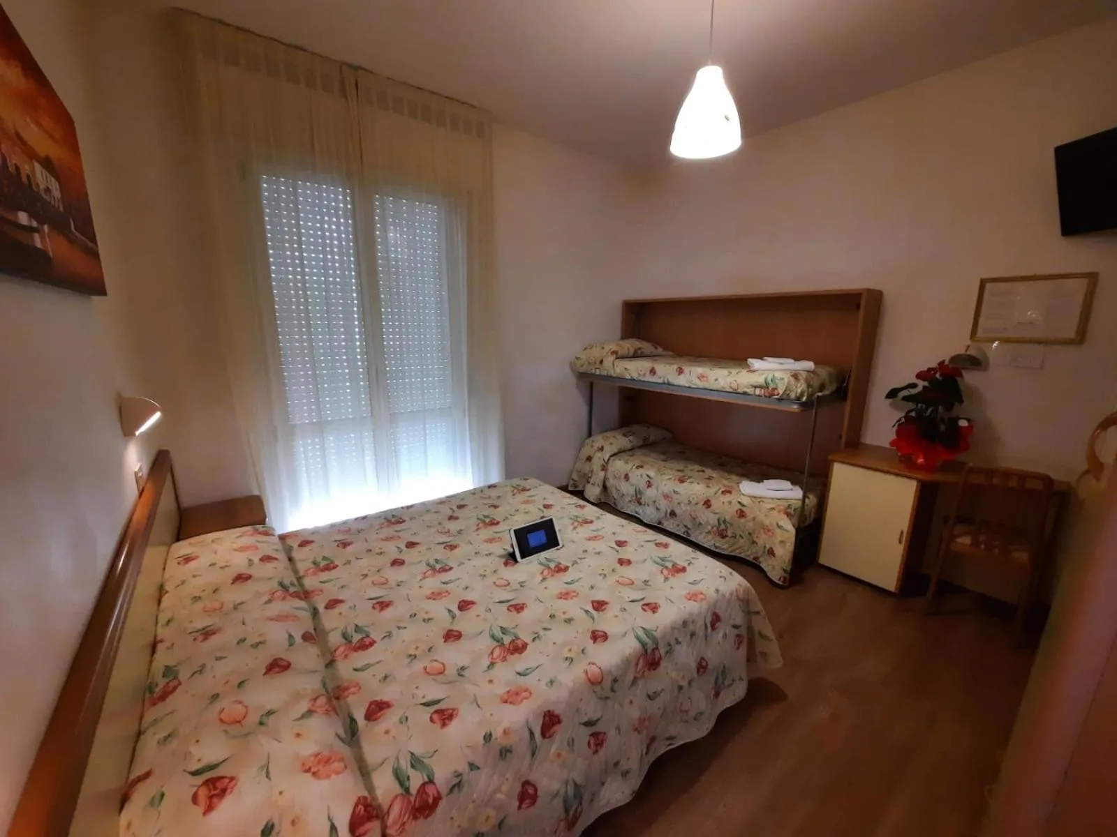 Bedroom, Bed in Hotel Losanna Cervia