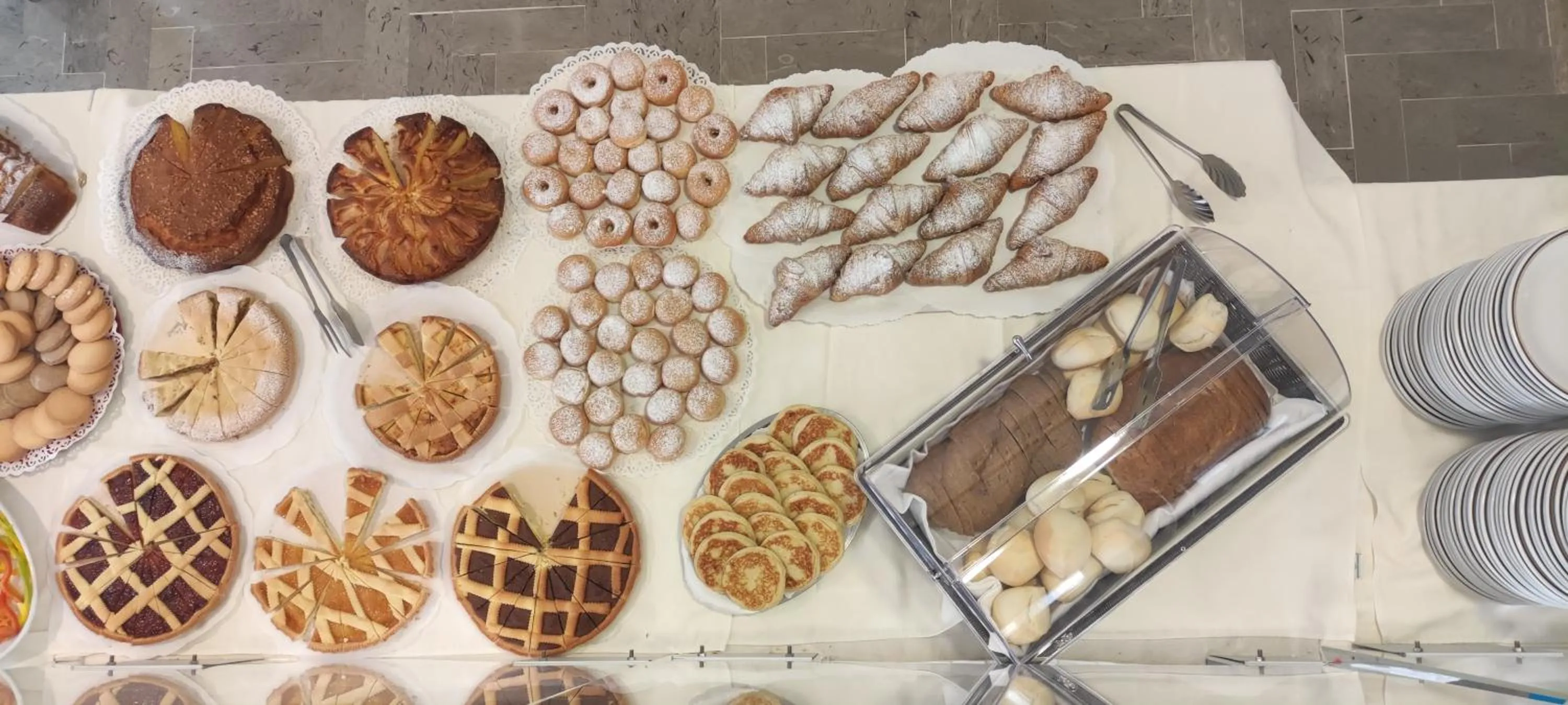 Breakfast in Hotel Losanna Cervia