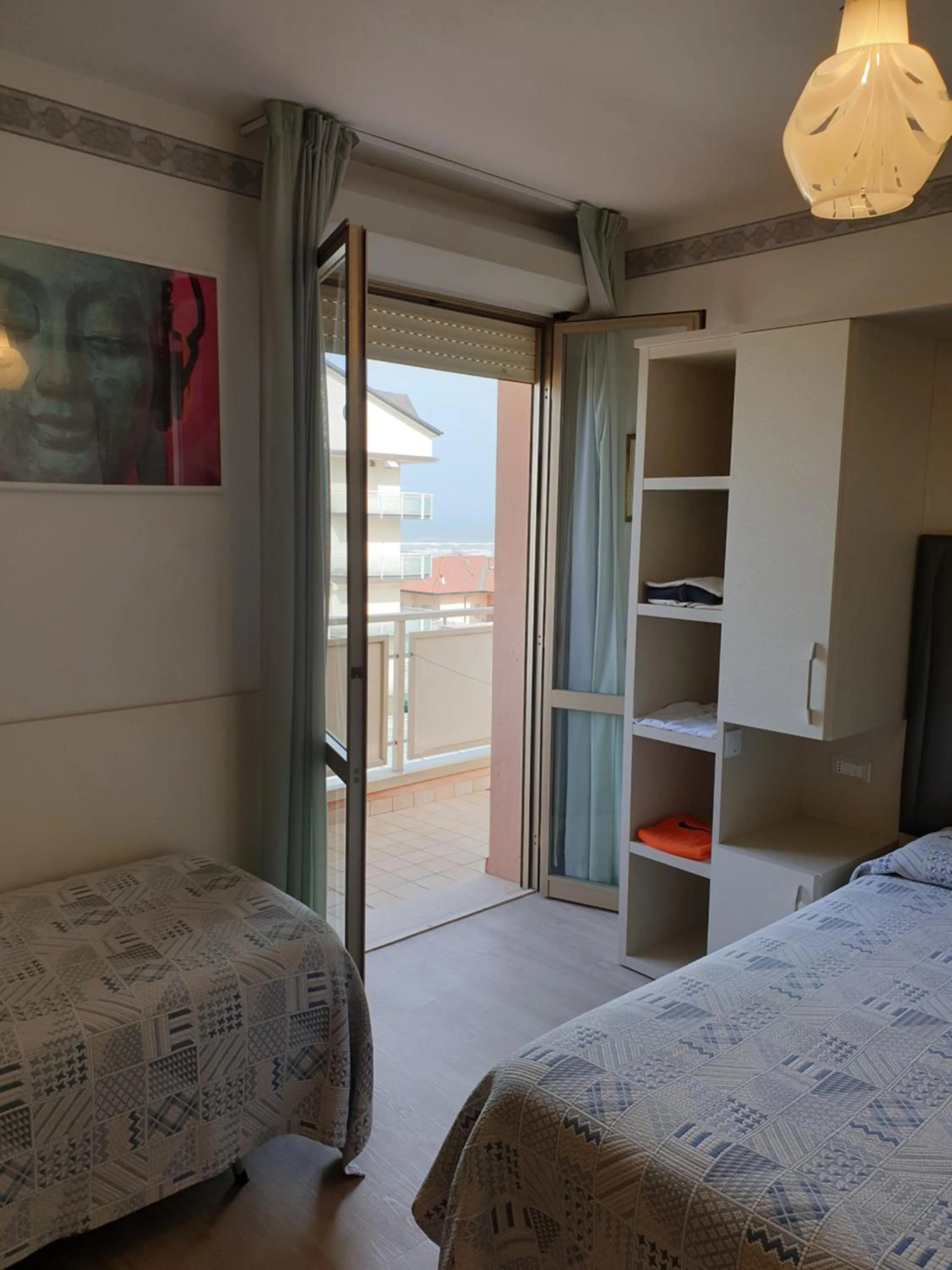 View (from property/room), Bed in Hotel Losanna Cervia