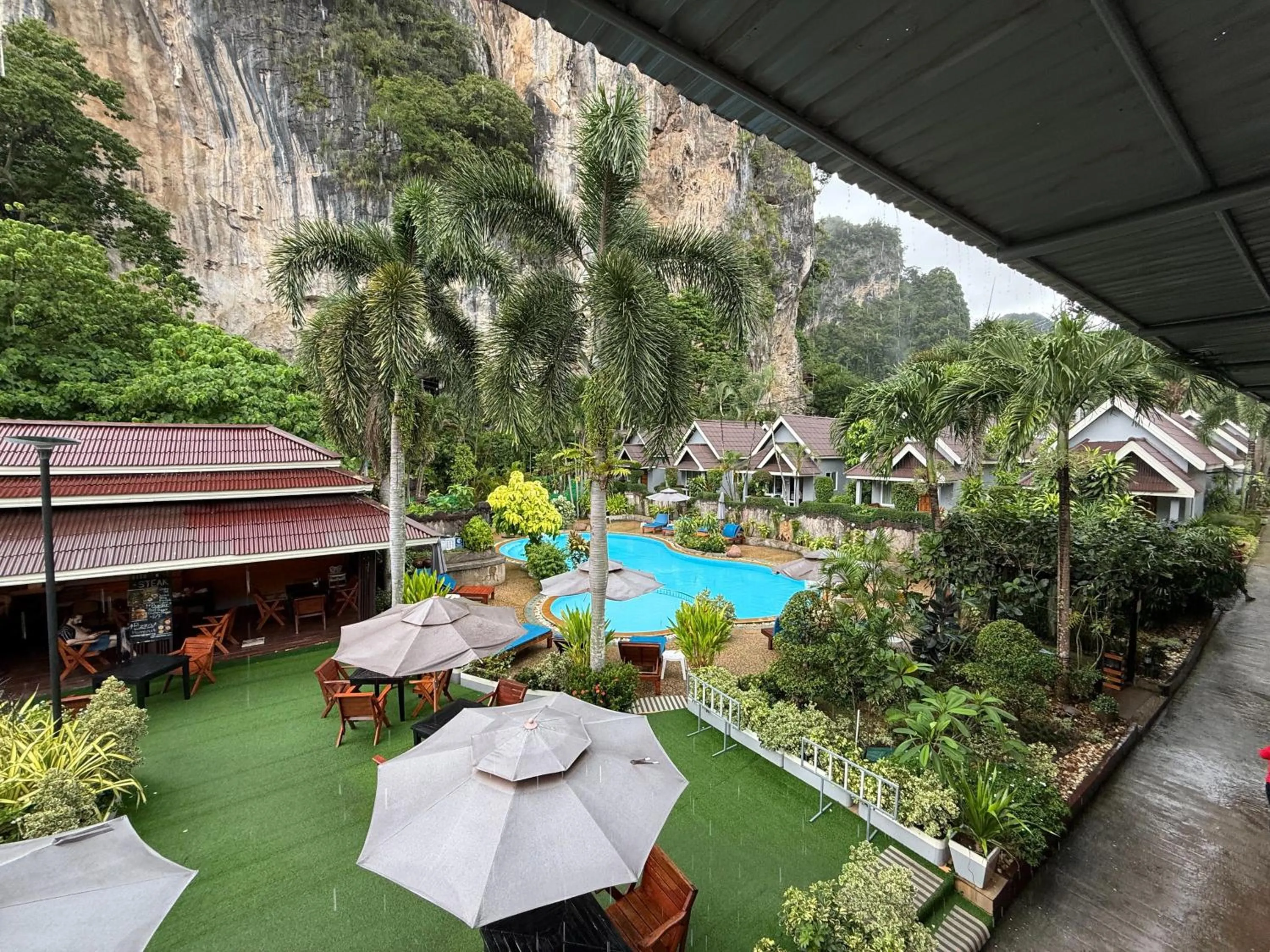 Diamond Cave Resort